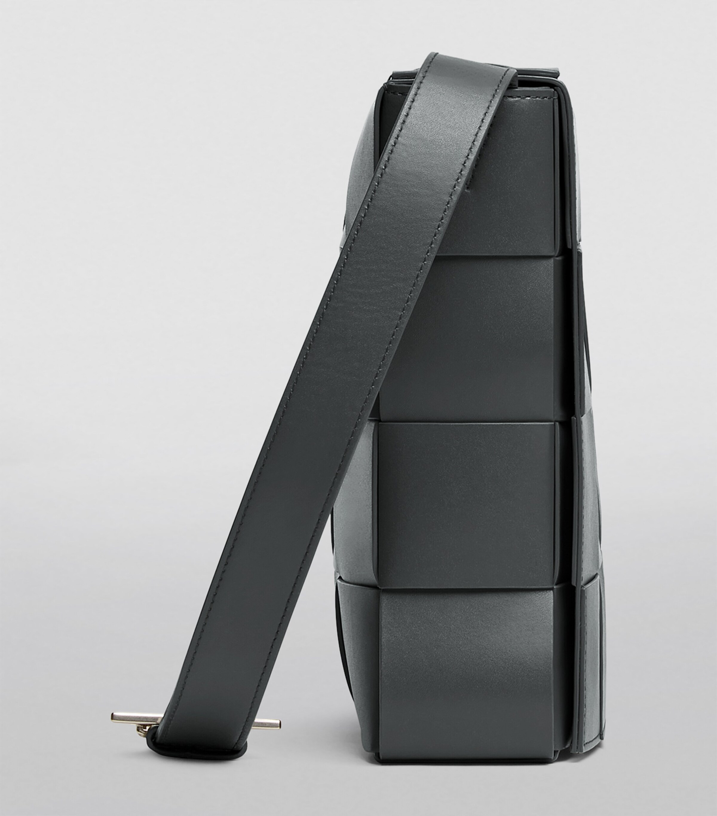 Bottega Veneta Brown Maxi Leather Cassette Camera Bag | Harrods UK