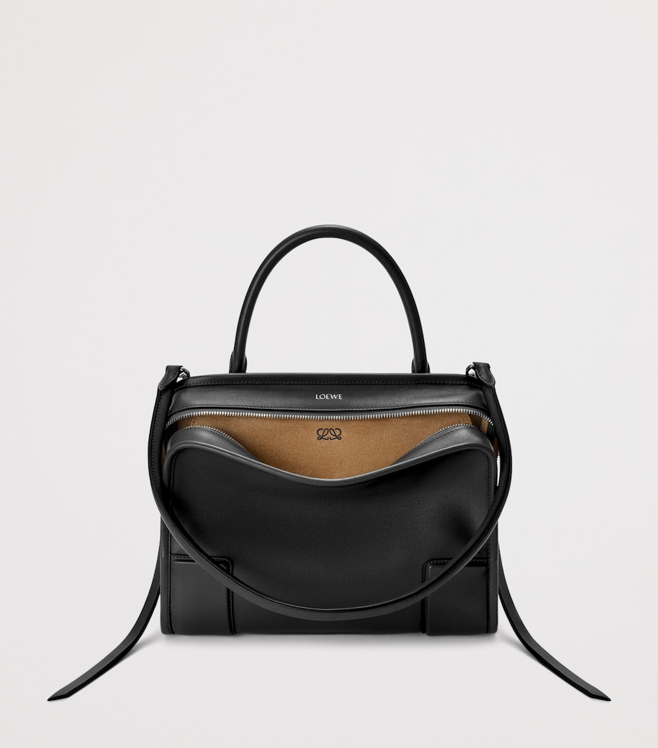 LOEWE Womens Medium Leather Amazona 180 Top-Handle Bag Black Image 3