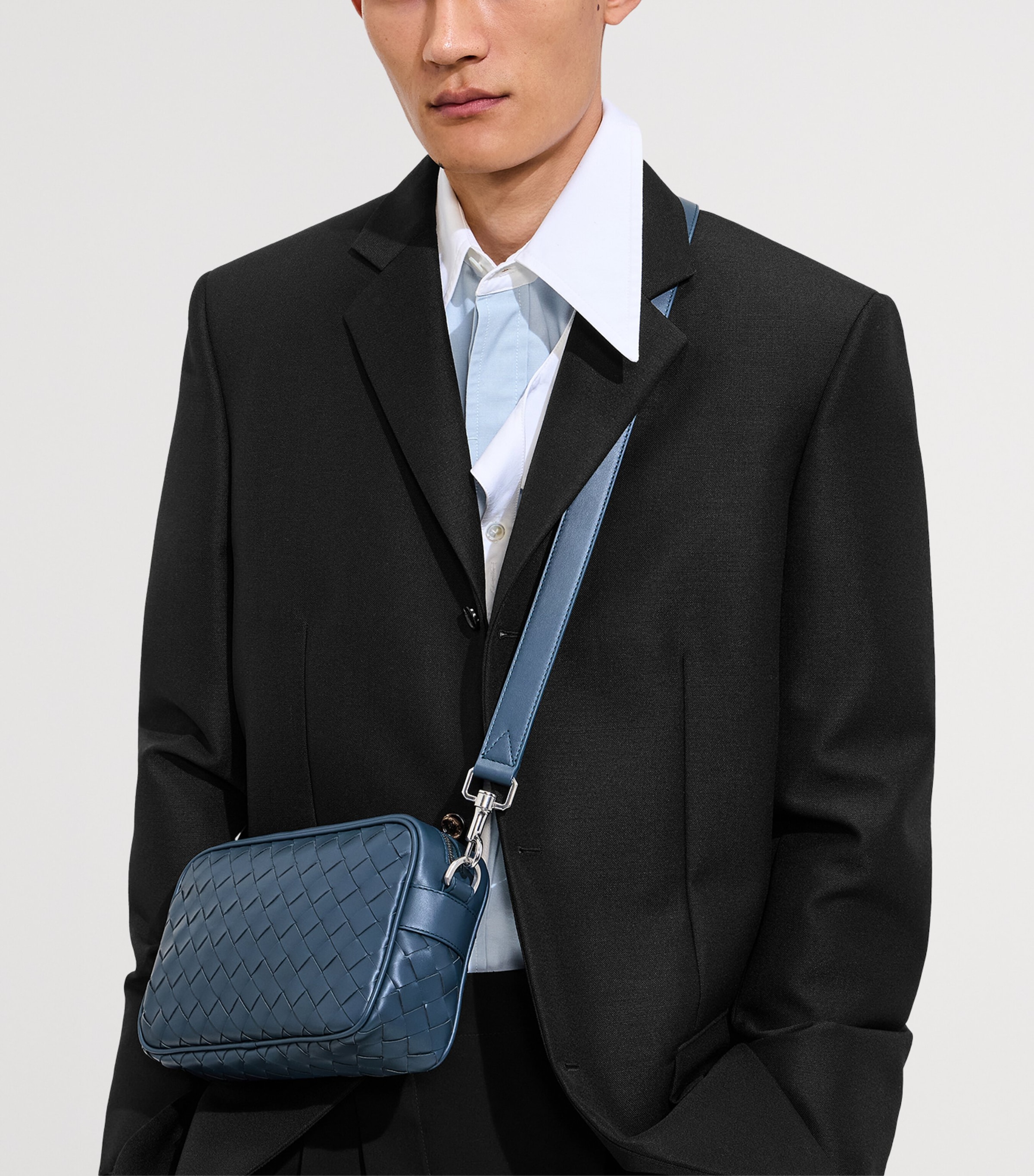Bottega Veneta Small Leather Intrecciato Camera Bag Image 2