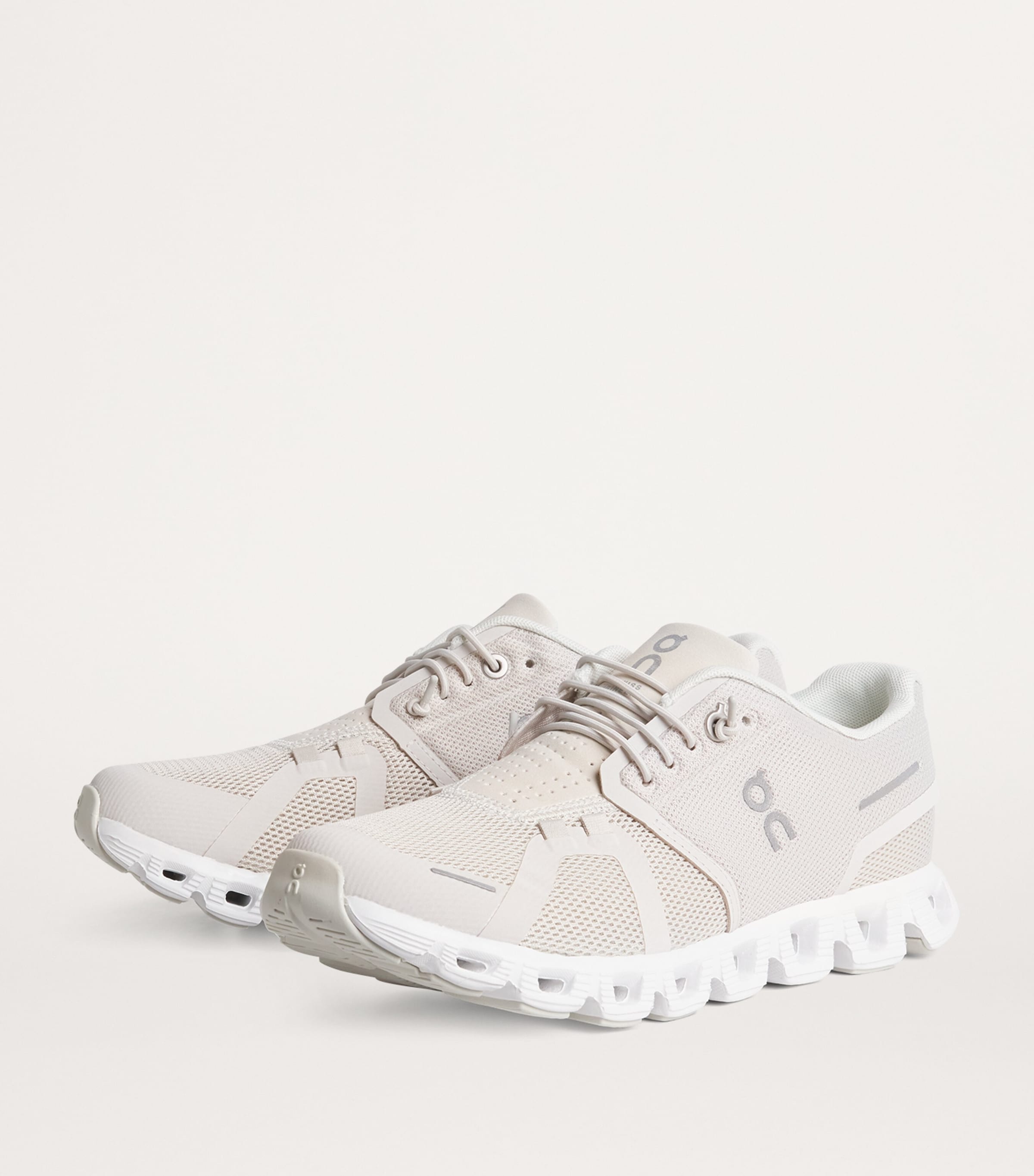 Cloud 5 Trainers PEARL | WHITE Image 2