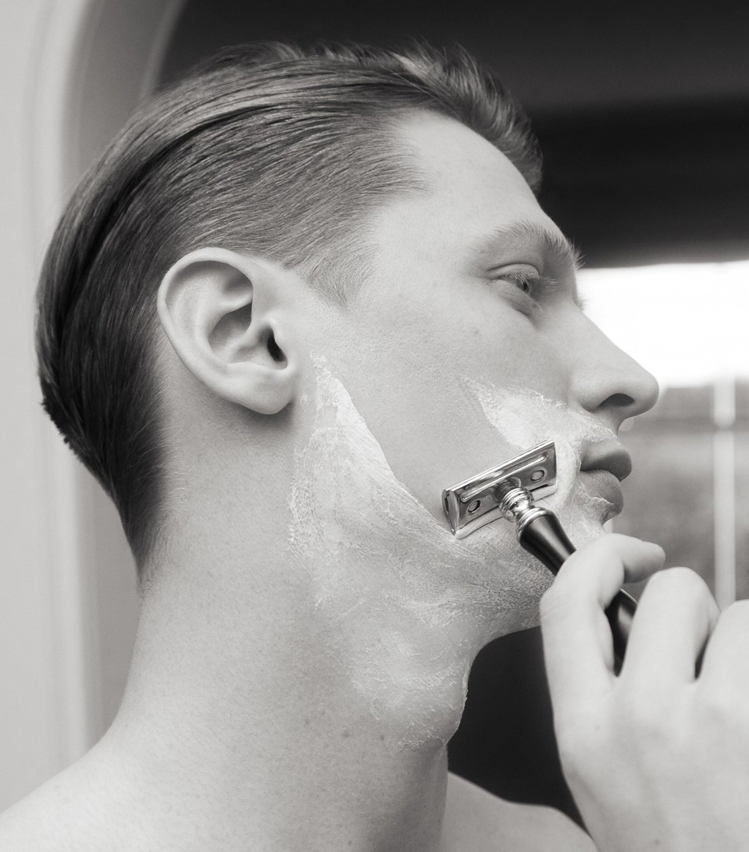 Black Cedarwood & Juniper Shaving Cream (200ml) NO COLOUR Image 3