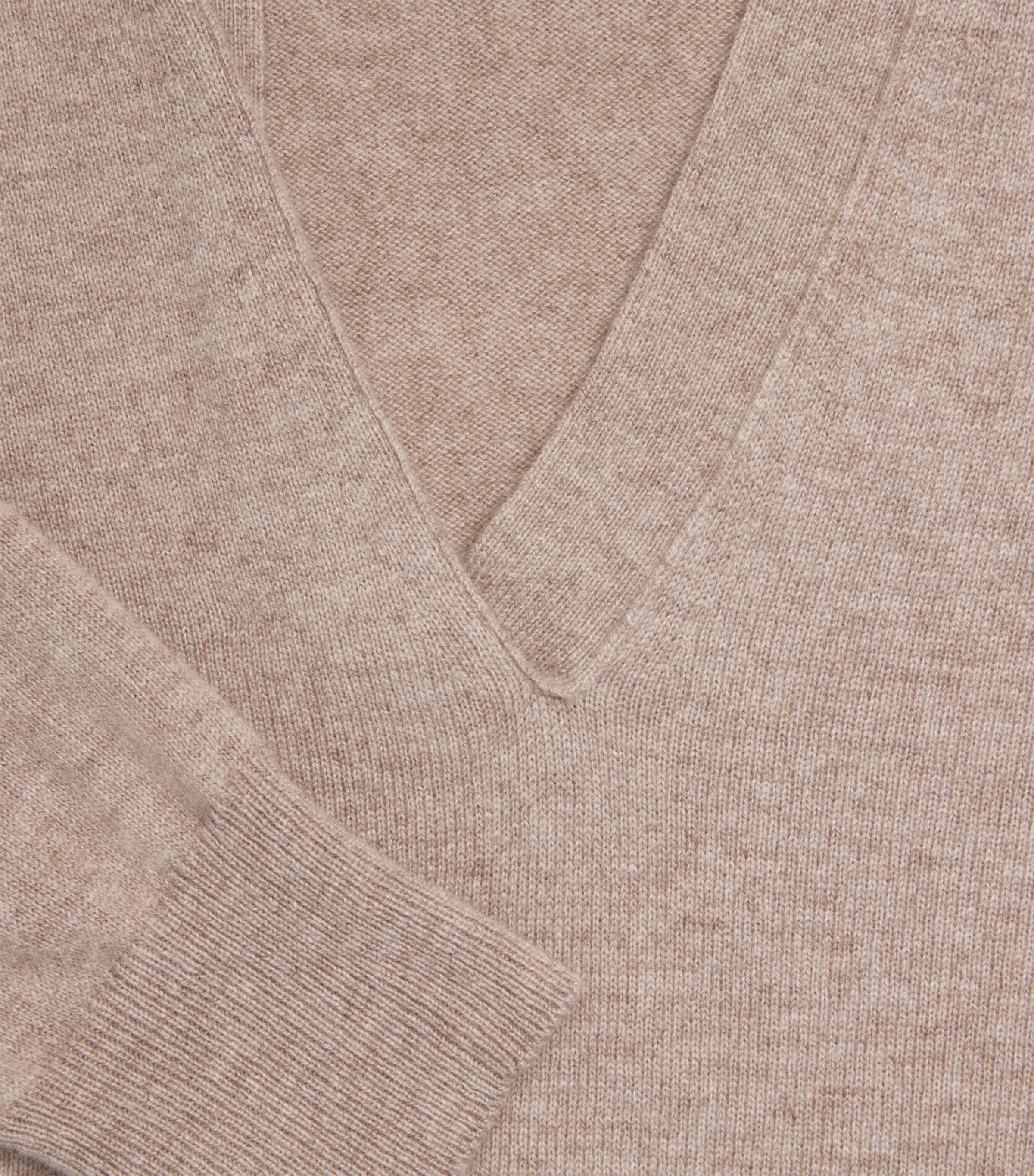 Source Unknown Womens Cashmere-Wool Half-Twist Byrone Sweater Be Image 6