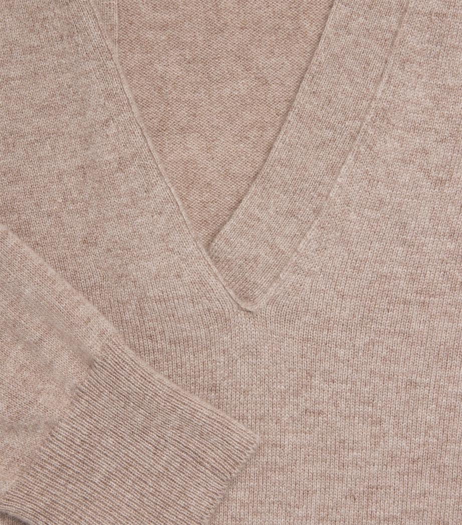 Source Unknown Womens Cashmere-Wool Half-Twist Byrone Sweater Be Image 6