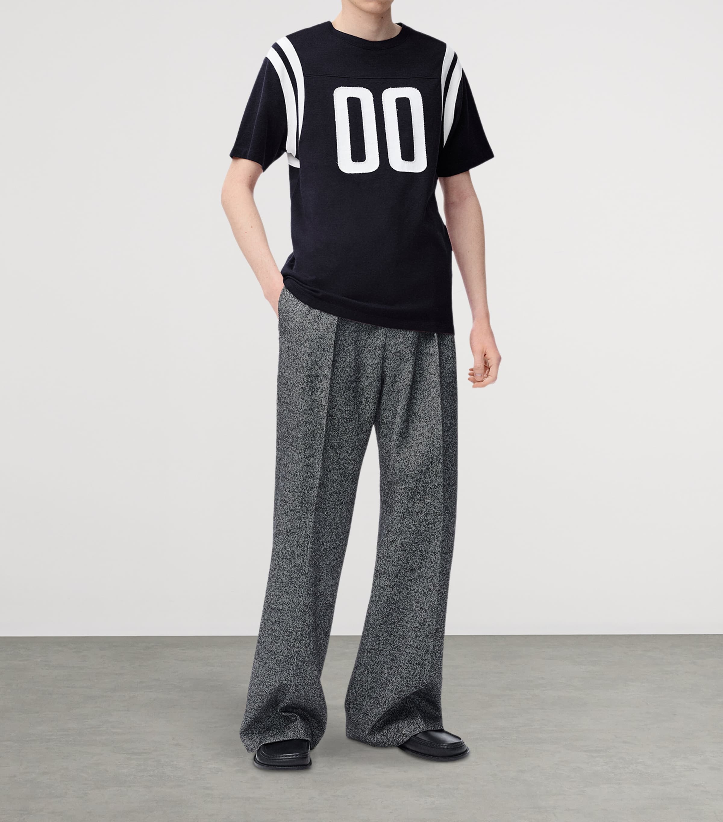 Collegiate Patch T-Shirt BURGUNDY Image 2