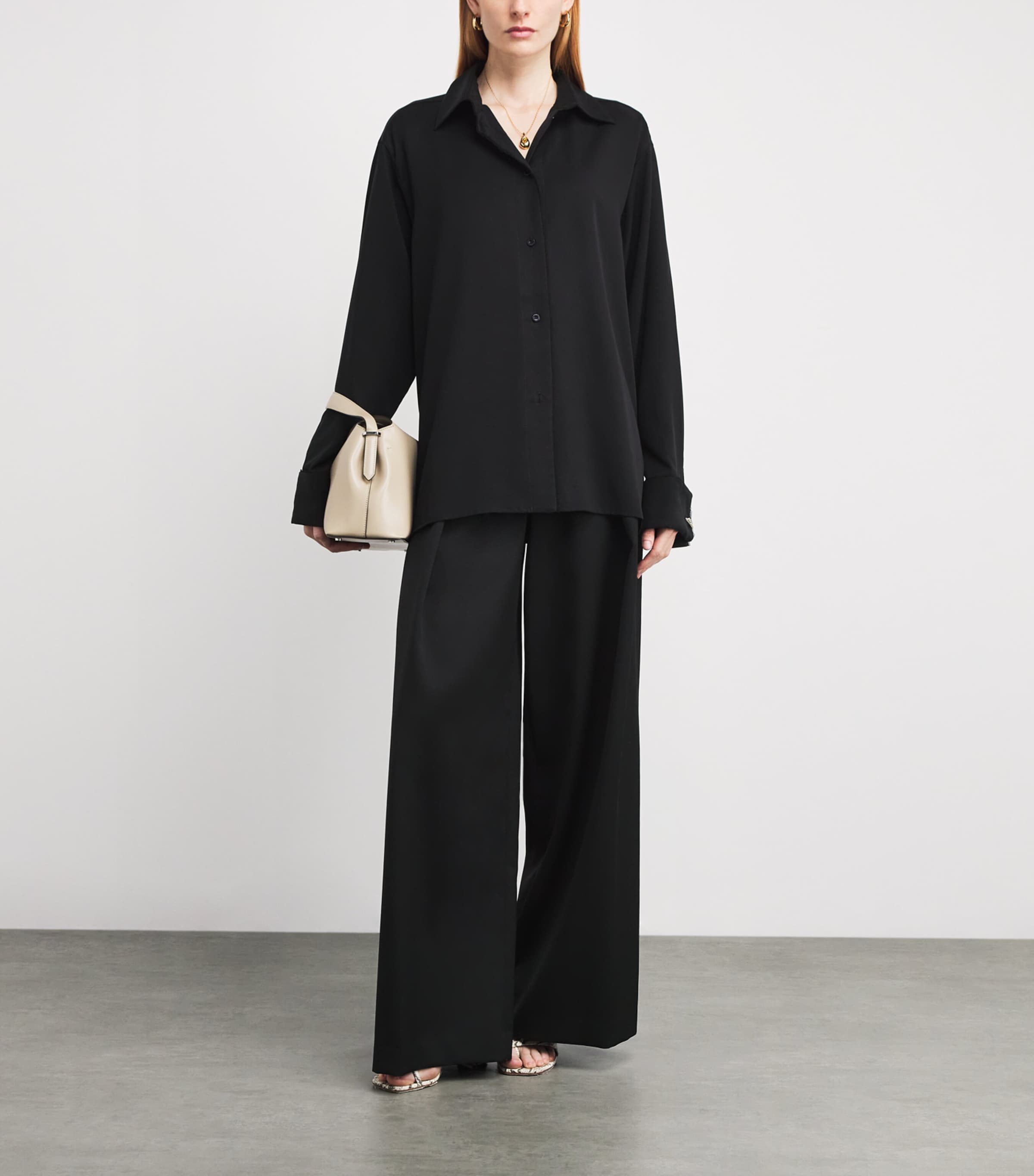 Lyocell Oversized Shirt 001 BLACK Image 2