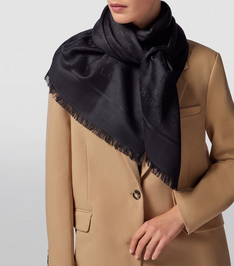 Logomania Lettere Maxi Print Scarf BLACK Image 4