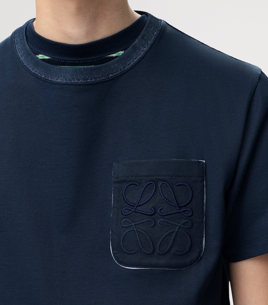 LOEWE Mens Pocket Anagram T-Shirt Navy Blue Image 5