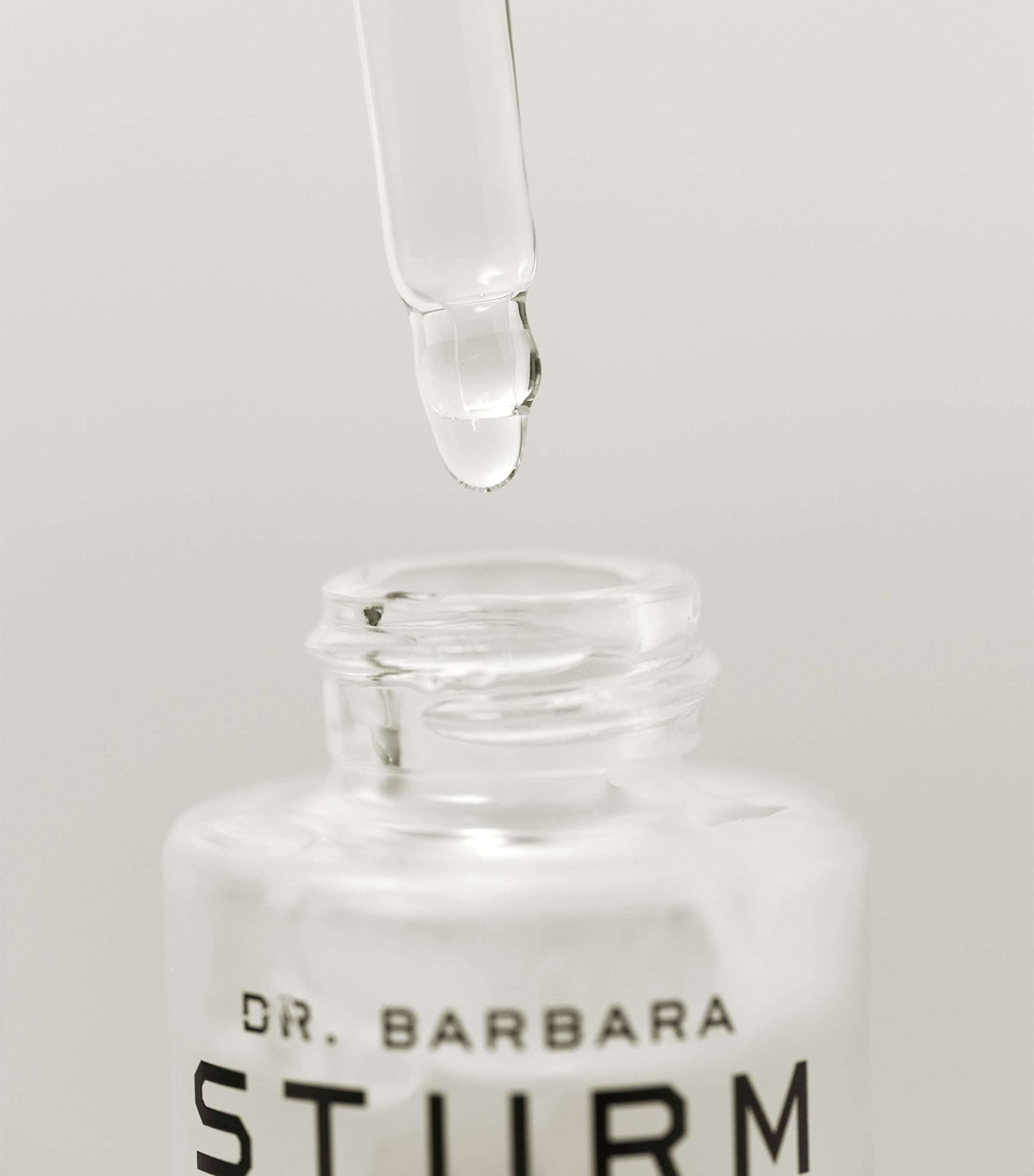 Darker Skin Tones Hyaluronic Serum NO COLOUR Image 4