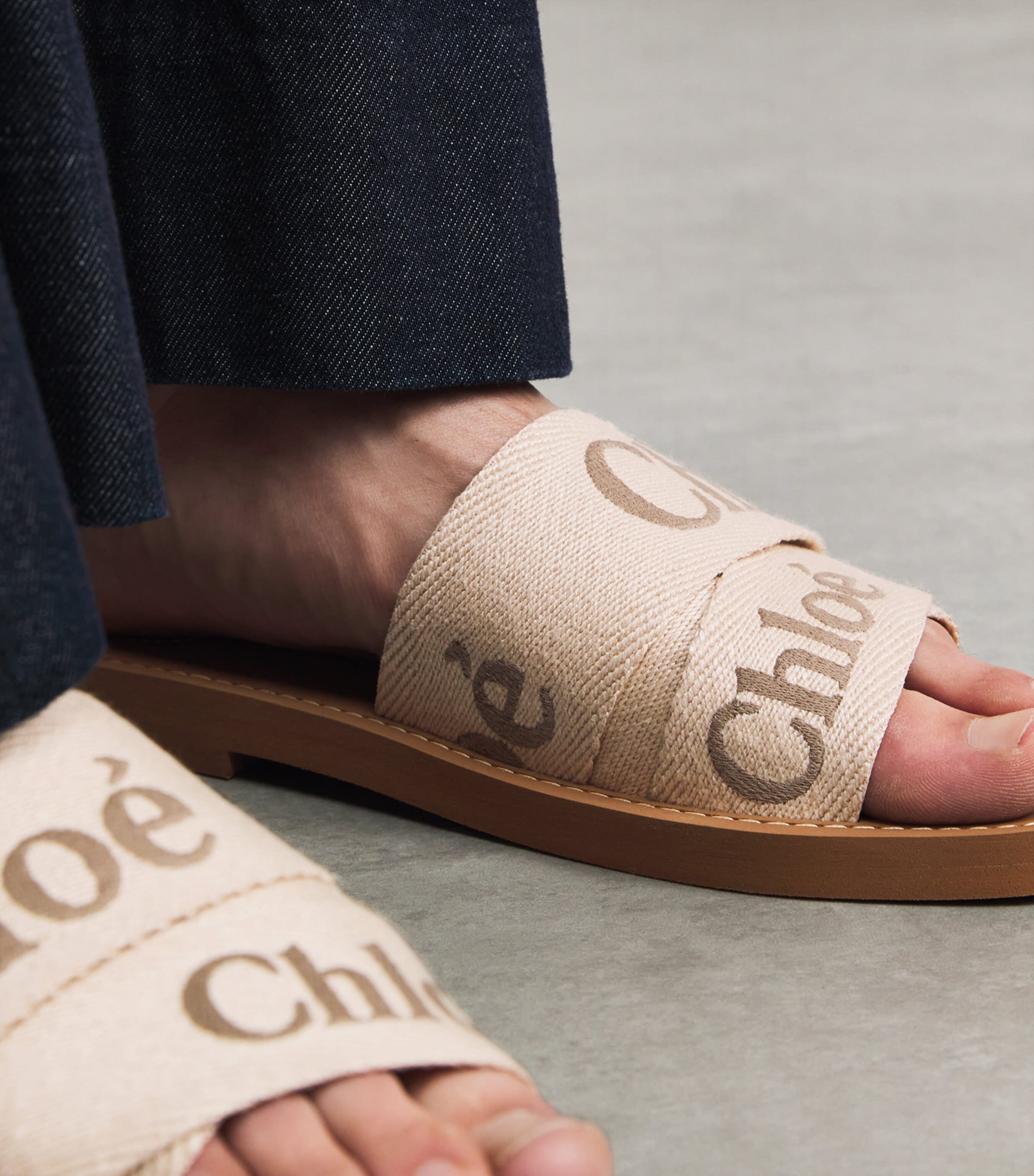 Chloé Canvas Jacquard Woody Sandals Blush Image 4