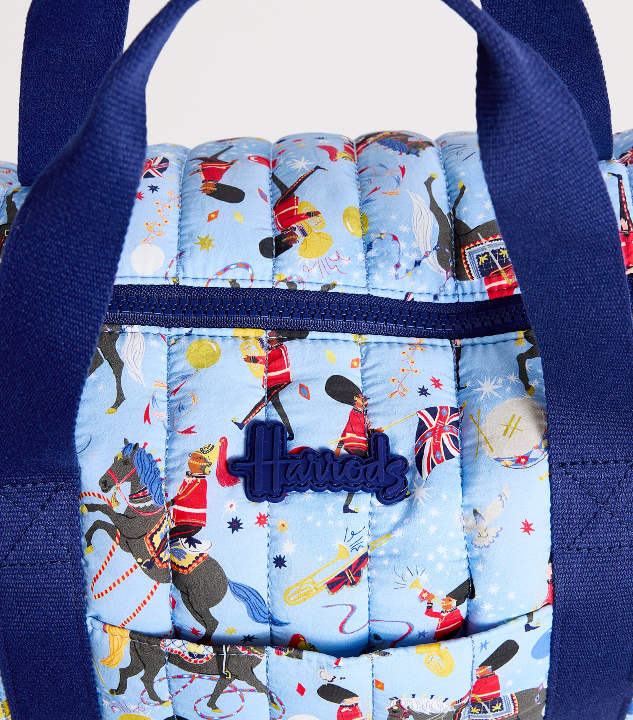 Harrods Quilted Trooping The Colour Duffle Bag Cream Image 4