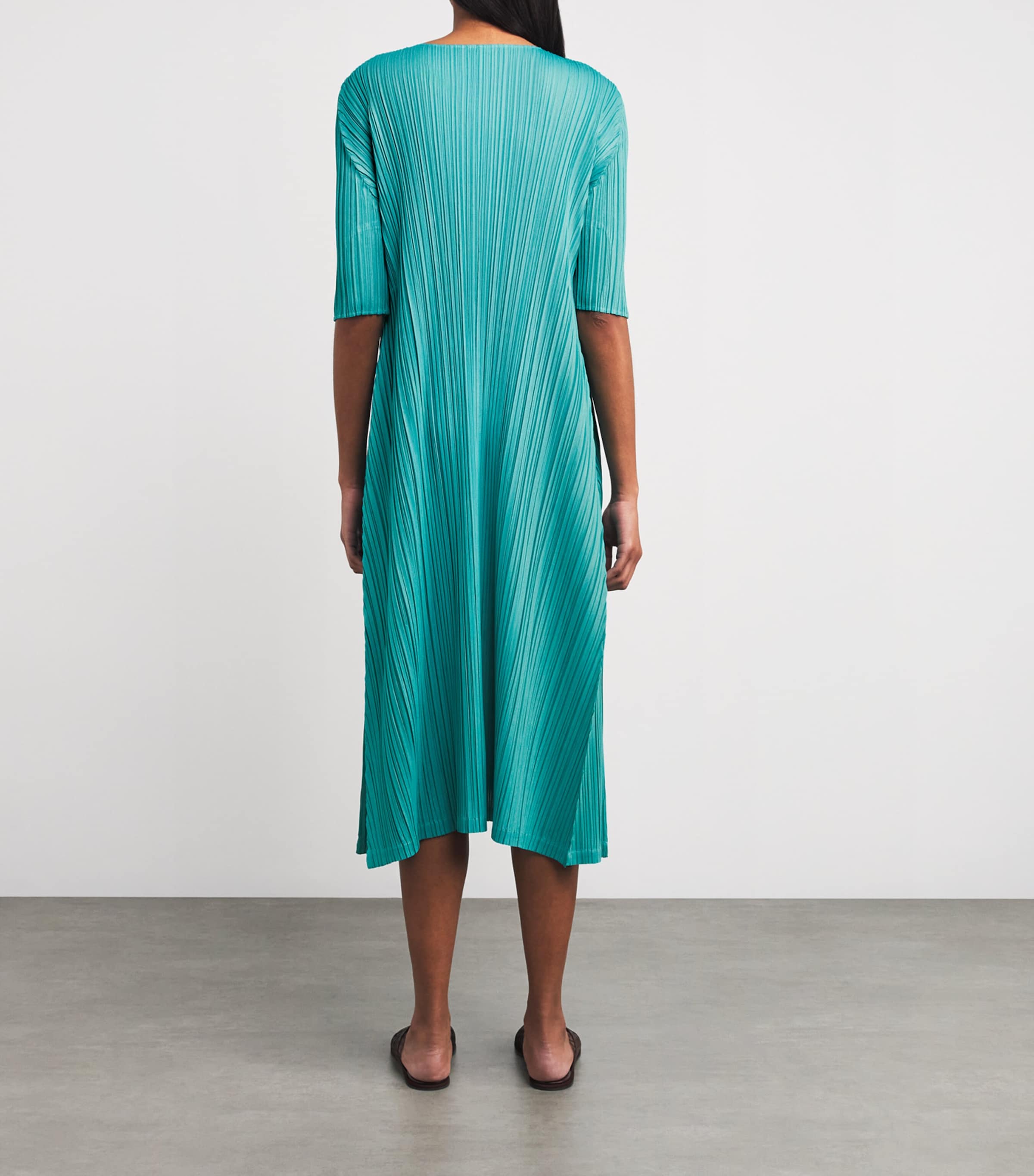 Mellow Pleats Midi Dress 61 Image 4