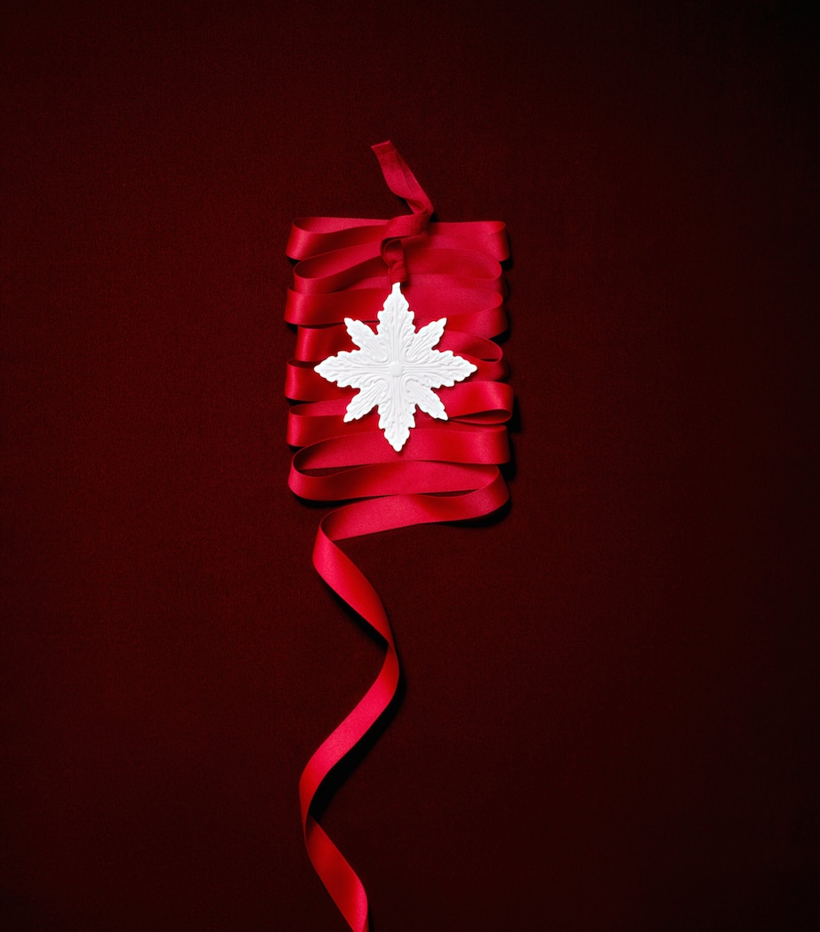 Fine Bone China Snowflake Tree Decoration WHITE Image 2