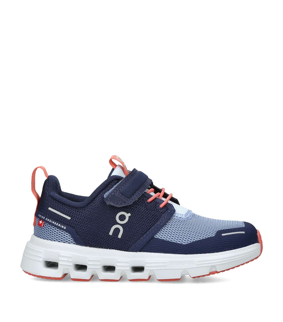 ON Running Cloud Play 2 Trainers Blue/drk.c Image 1
