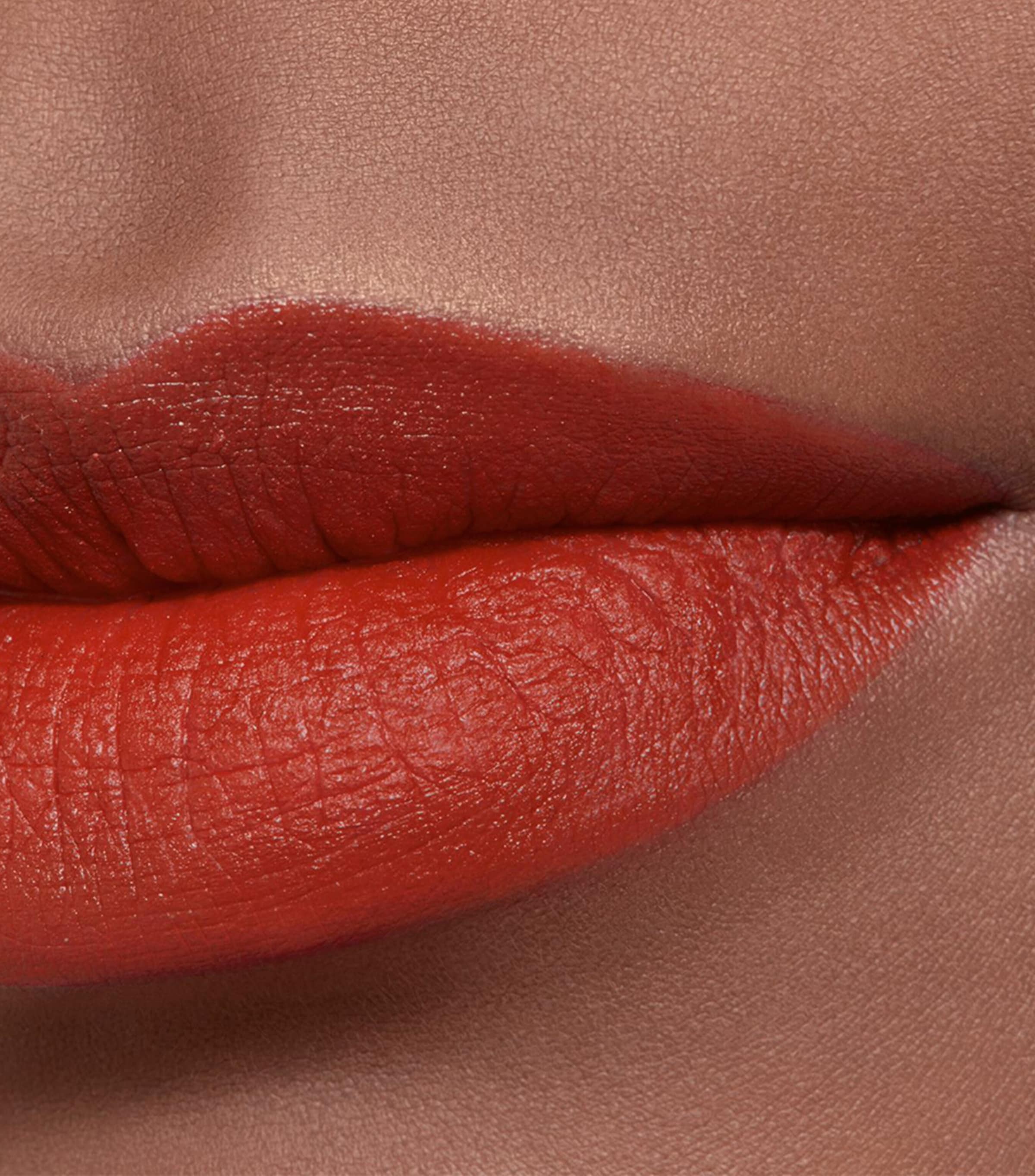 ROUGE NOIR Lipstick 377 Image 6