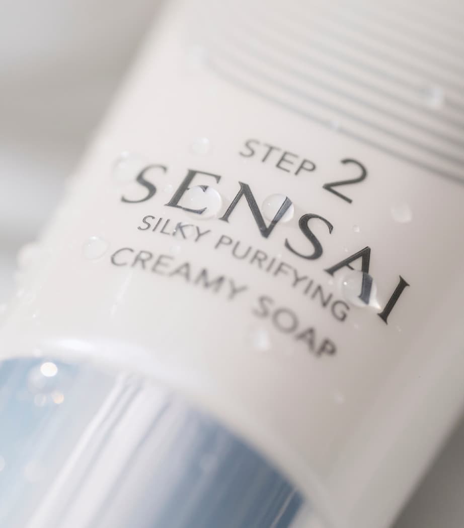 Sensai Silky Purifying Creamy Soap (125ml) Image 5