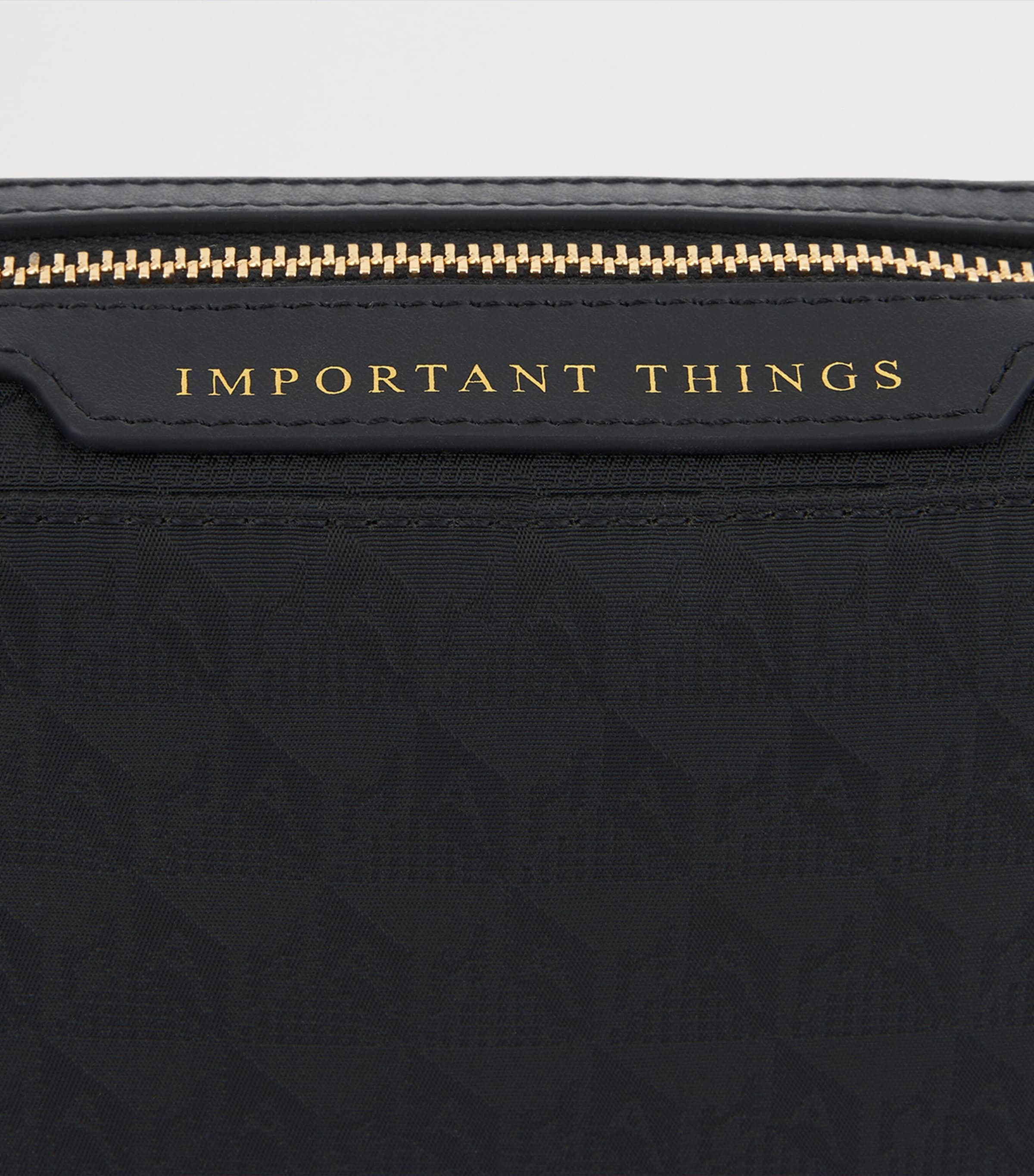 Jacquard Logo Important Things Pouch BLACK Image 5