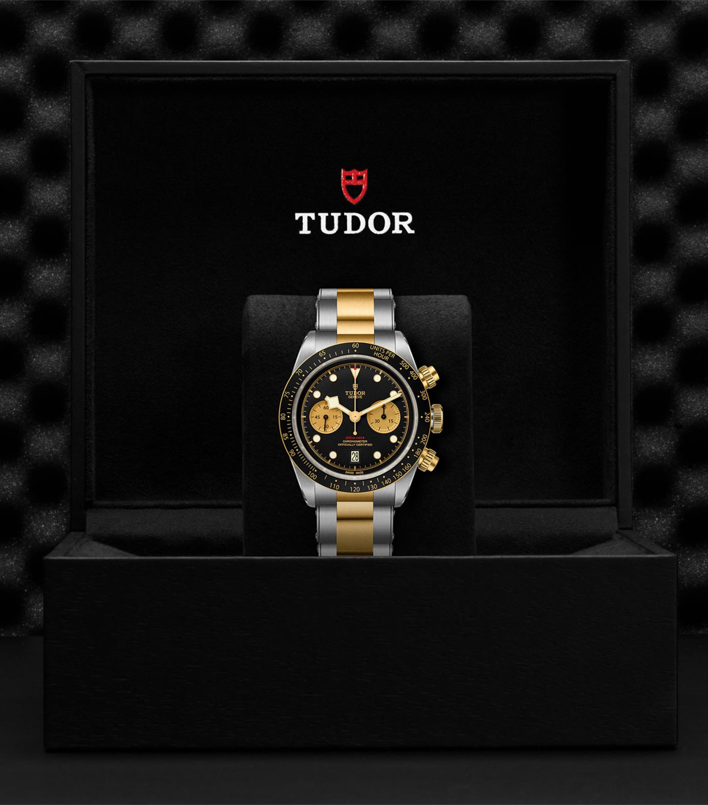 Black Bay Chrono Stainless Steel and Yellow Gold Watch 41mm BLACK Image 7