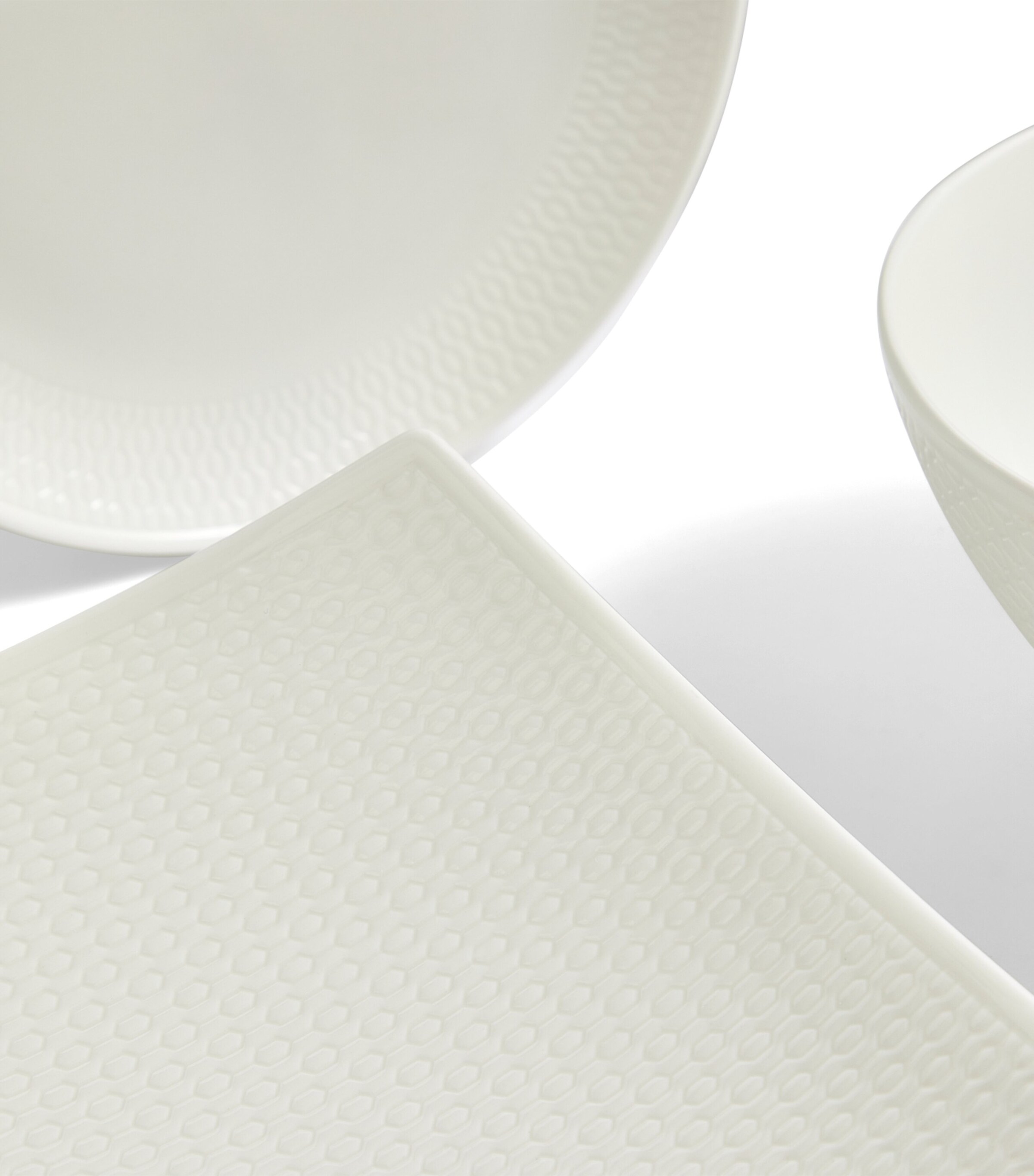 Set of 20 Gio Dinnerware Pieces WHITE Image 4