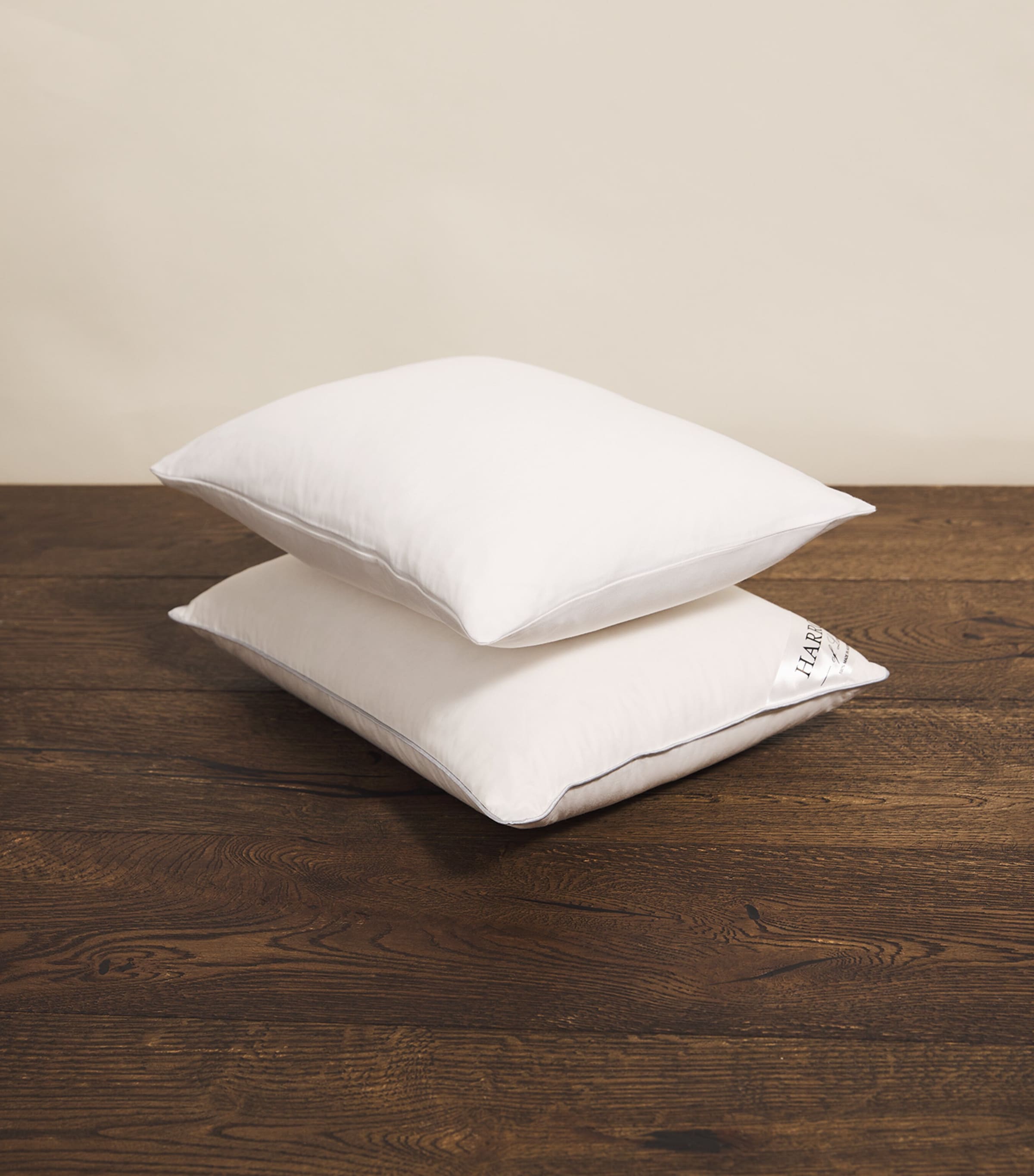 Down Travel Pillow with Cover (30cm x 40cm) WHITE Image 3