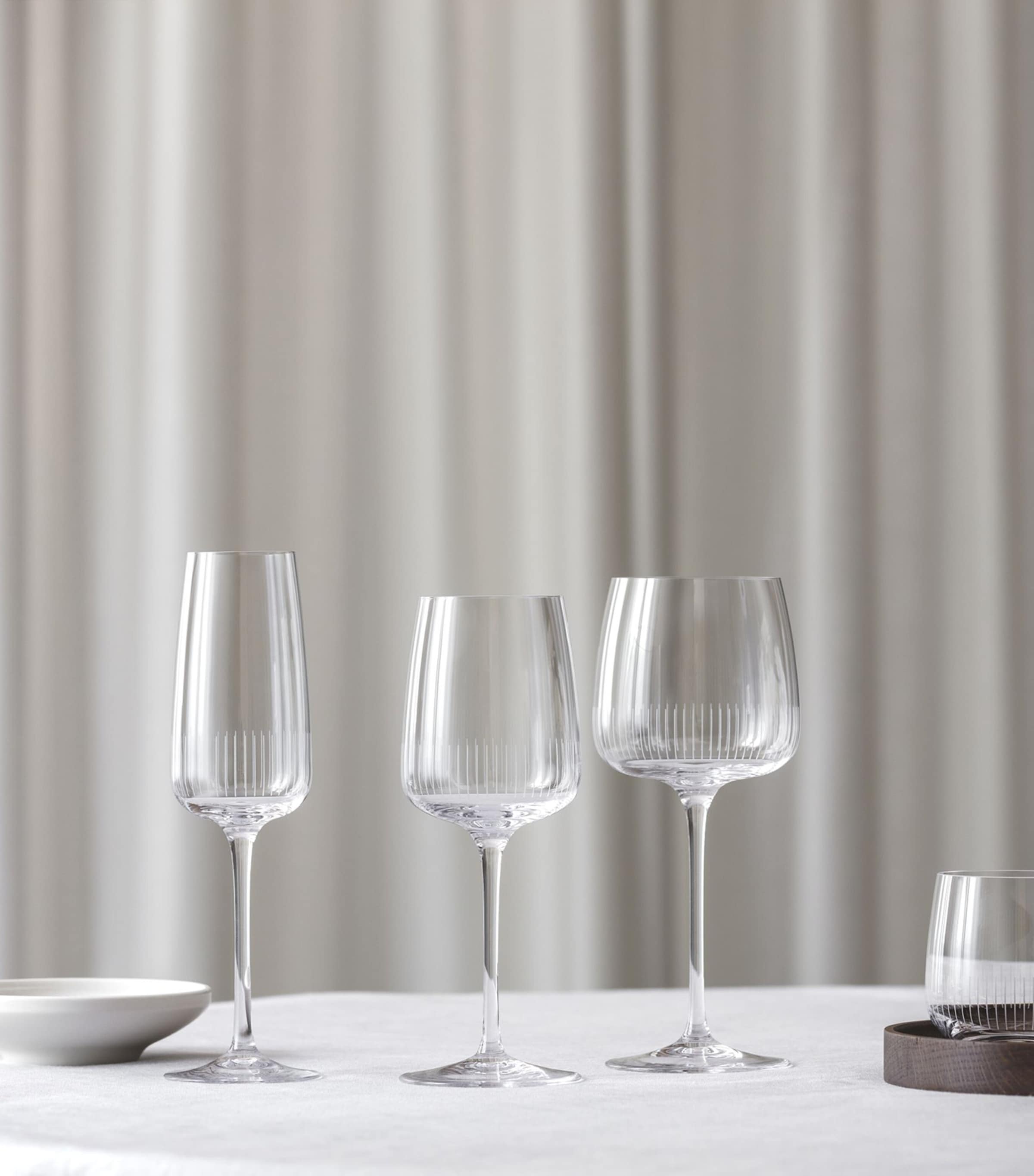Set of 4 Crystal Afina White Wine Glasses (125ml) CLEAR Image 6