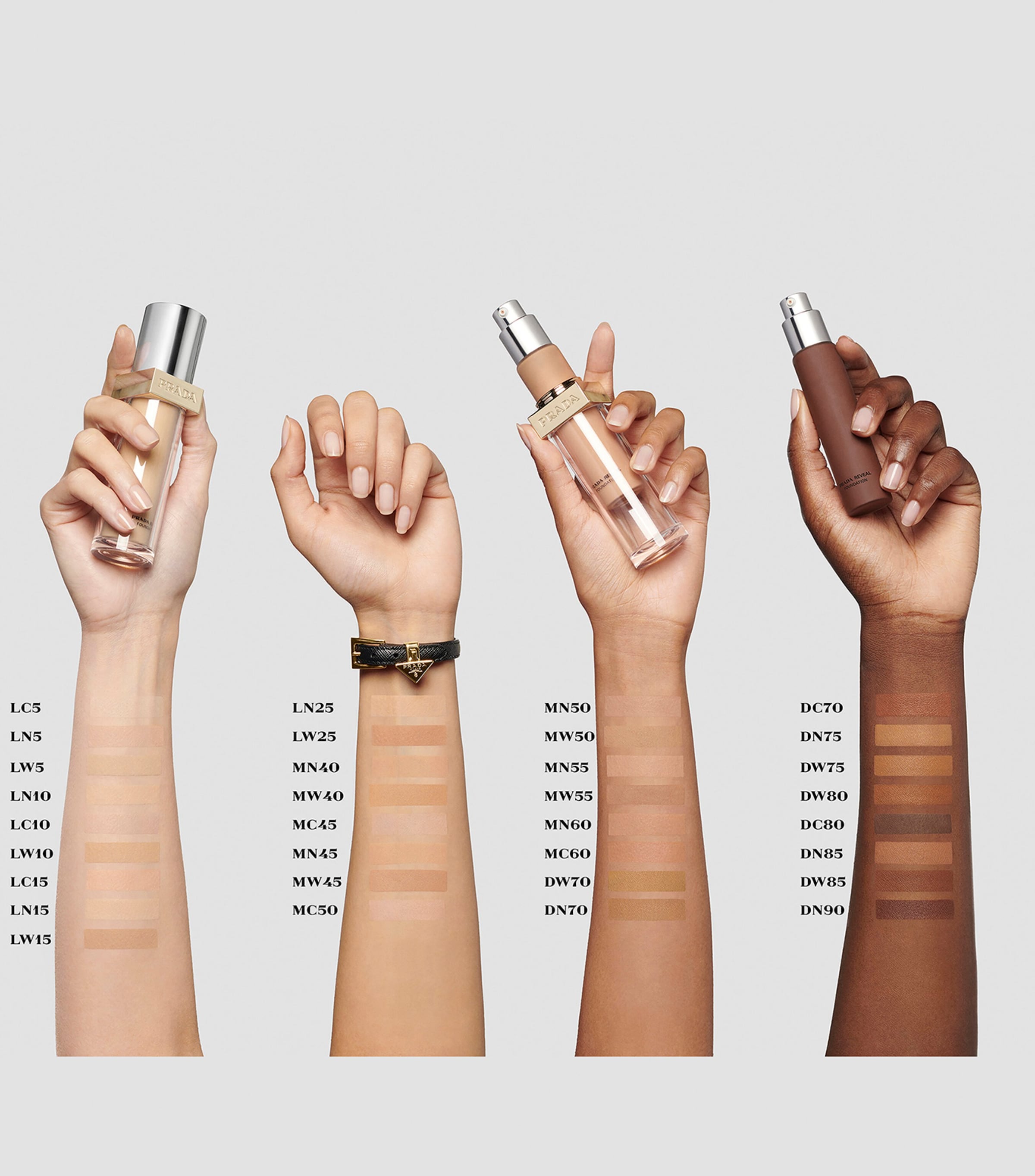 Prada Beauty Reveal Skin Optimising Foundation - Refill Image 2