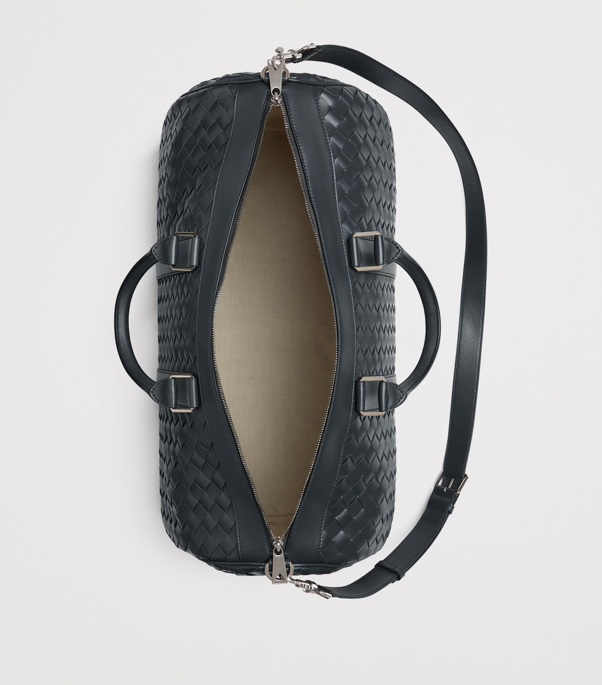 Large Leather Intrecciato Duffle Bag 2077 Image 4