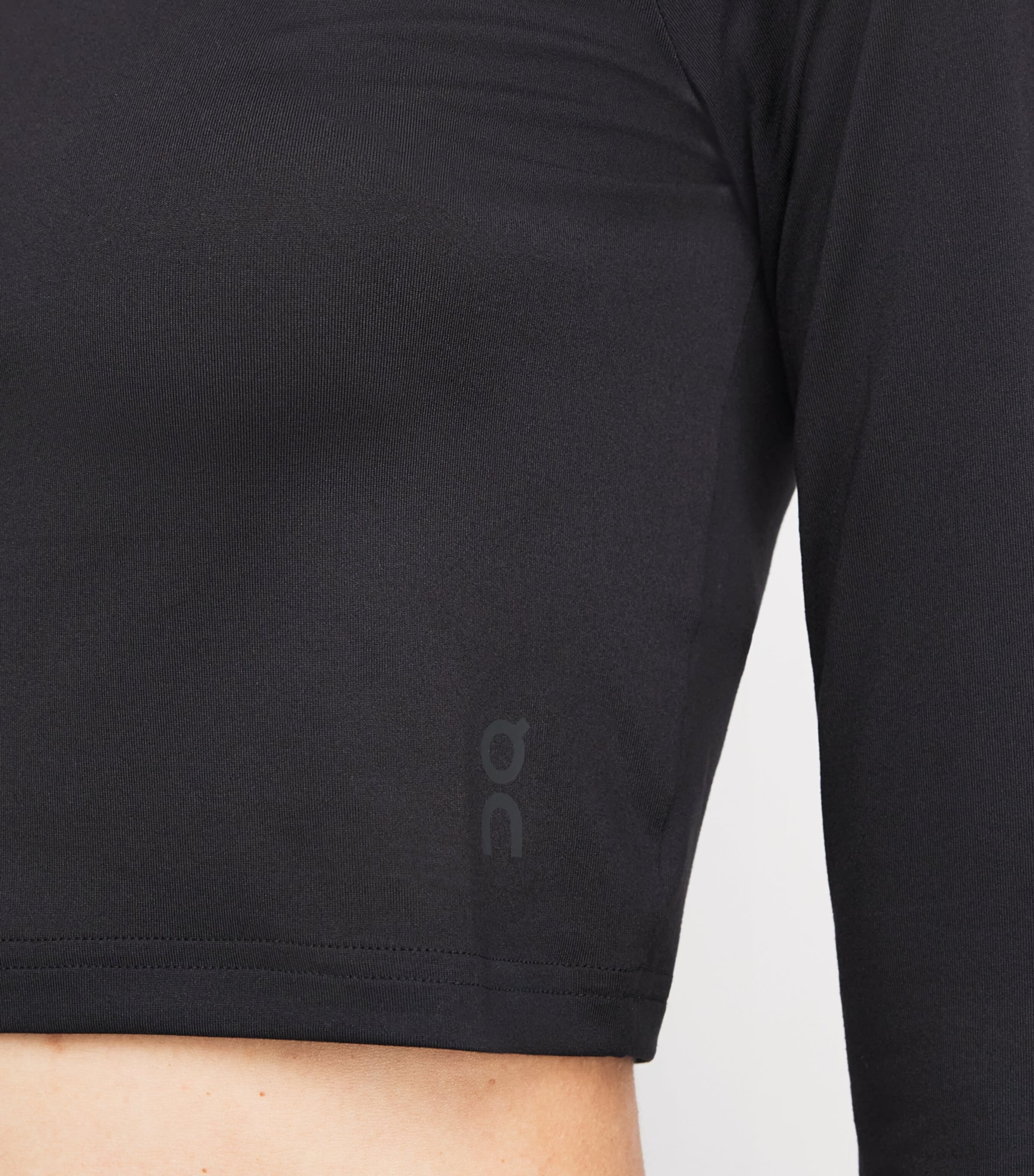 Long-Sleeve Studio Crop Top BLACK Image 6