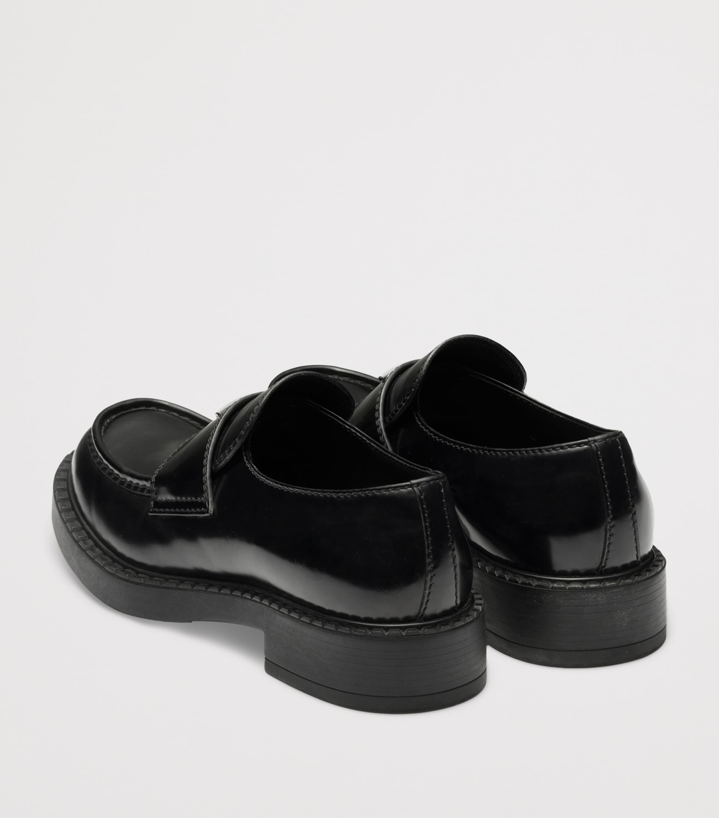 Patent Leather Triangle Loafers F0002 Image 5