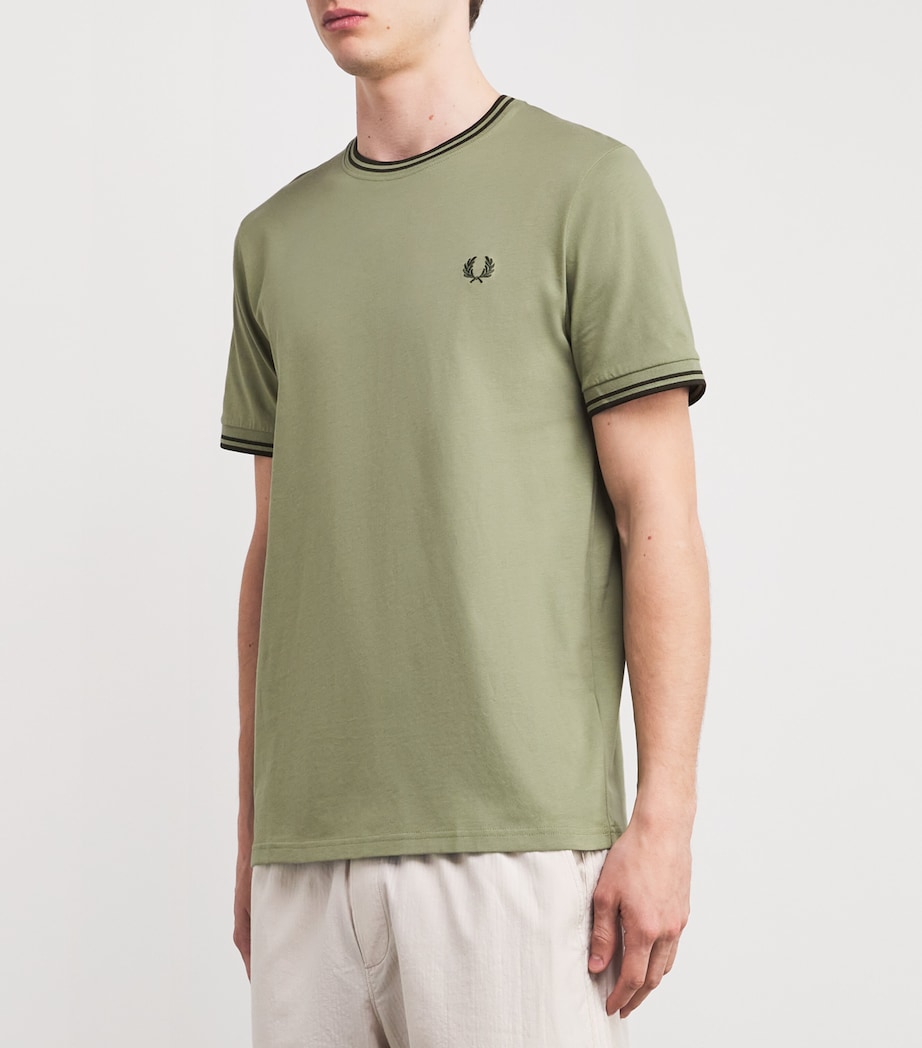 Twin Tipped Tennis T-Shirt Y64OLIVMNT/NGTGRN Image 3