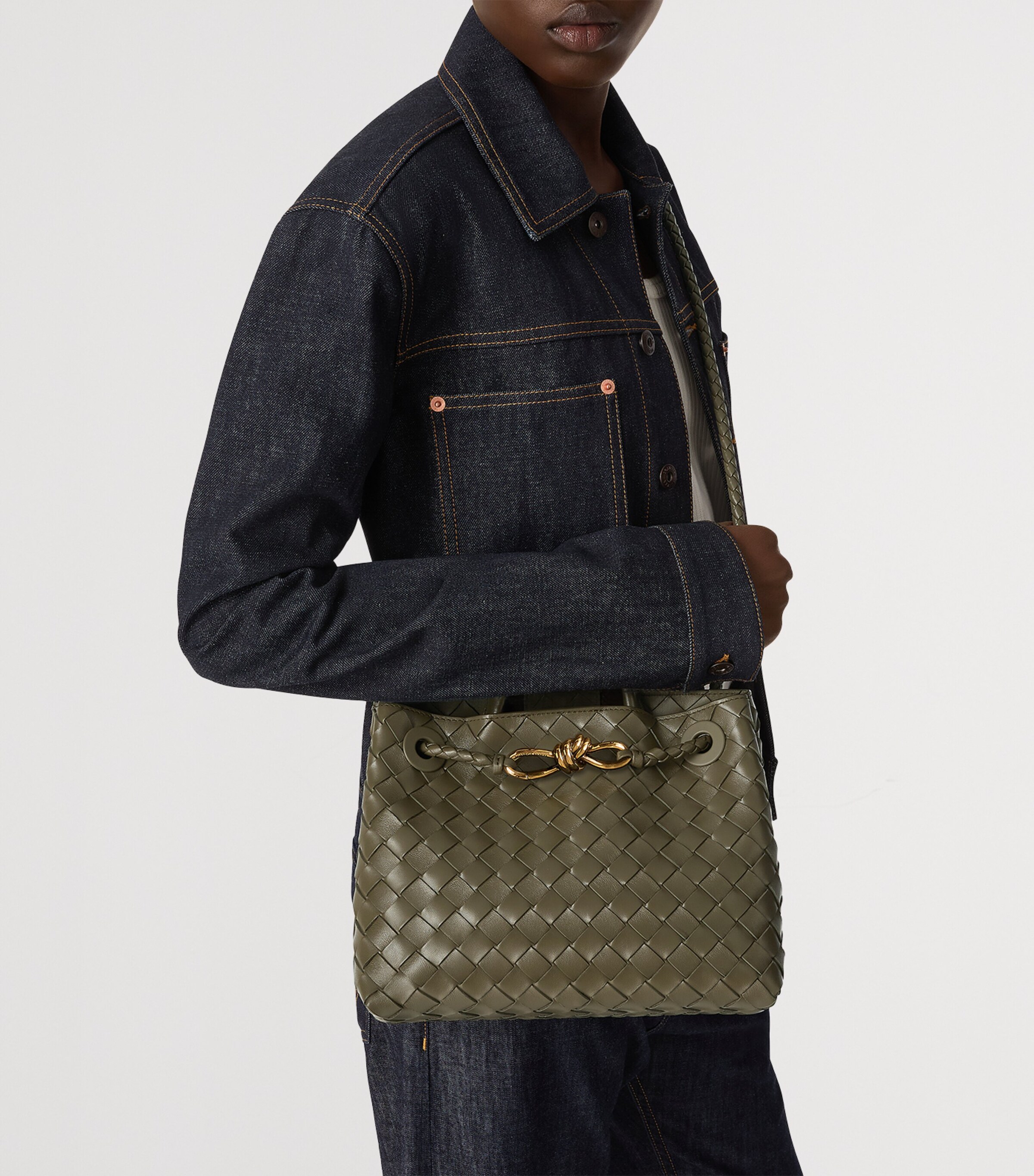Bottega Veneta Small Lambskin Andiamo Shoulder Bag Image 2