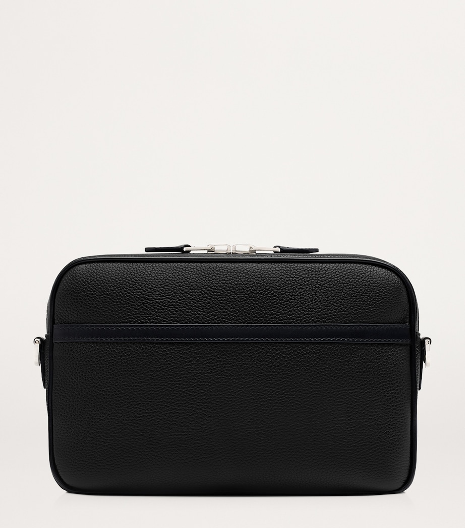 Medium Leather Traveller Messenger Bag 1N001 Image 2