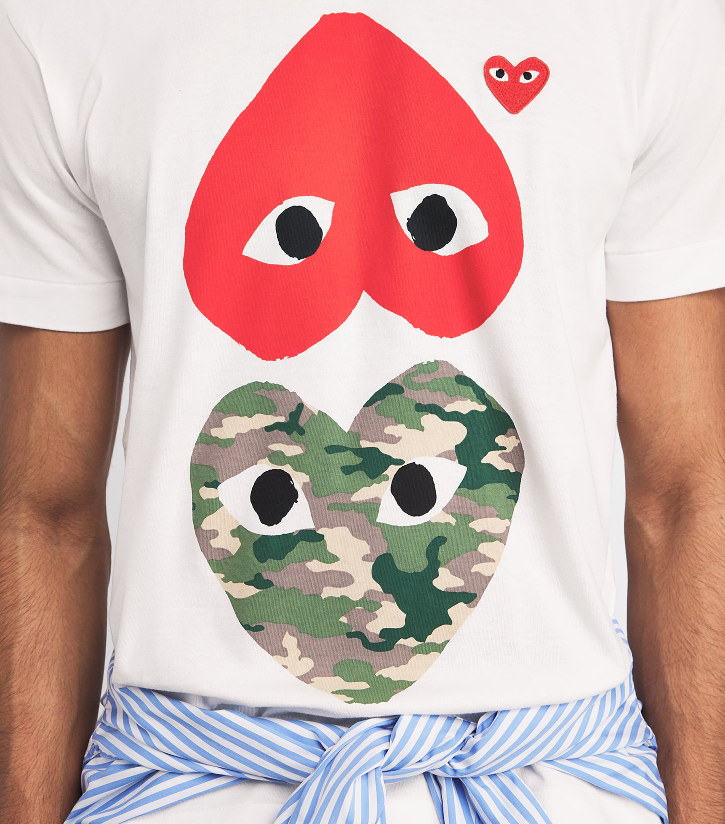 Comme Des Garçons Play Mens Camouflage Mirrored Hearts T-Shirt White Image 6
