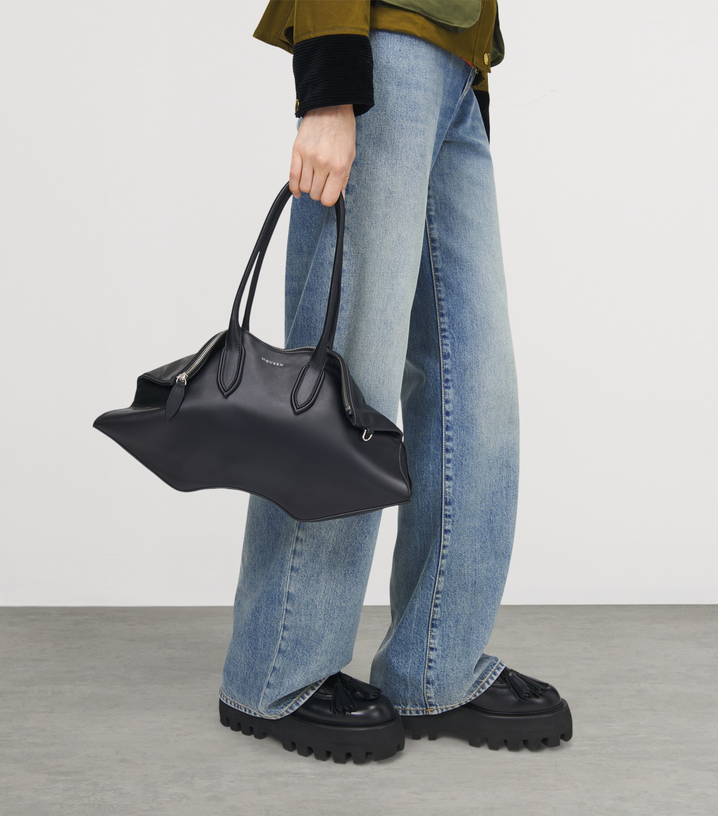 Leather Manta Top-Handle Bag 1000 Image 2