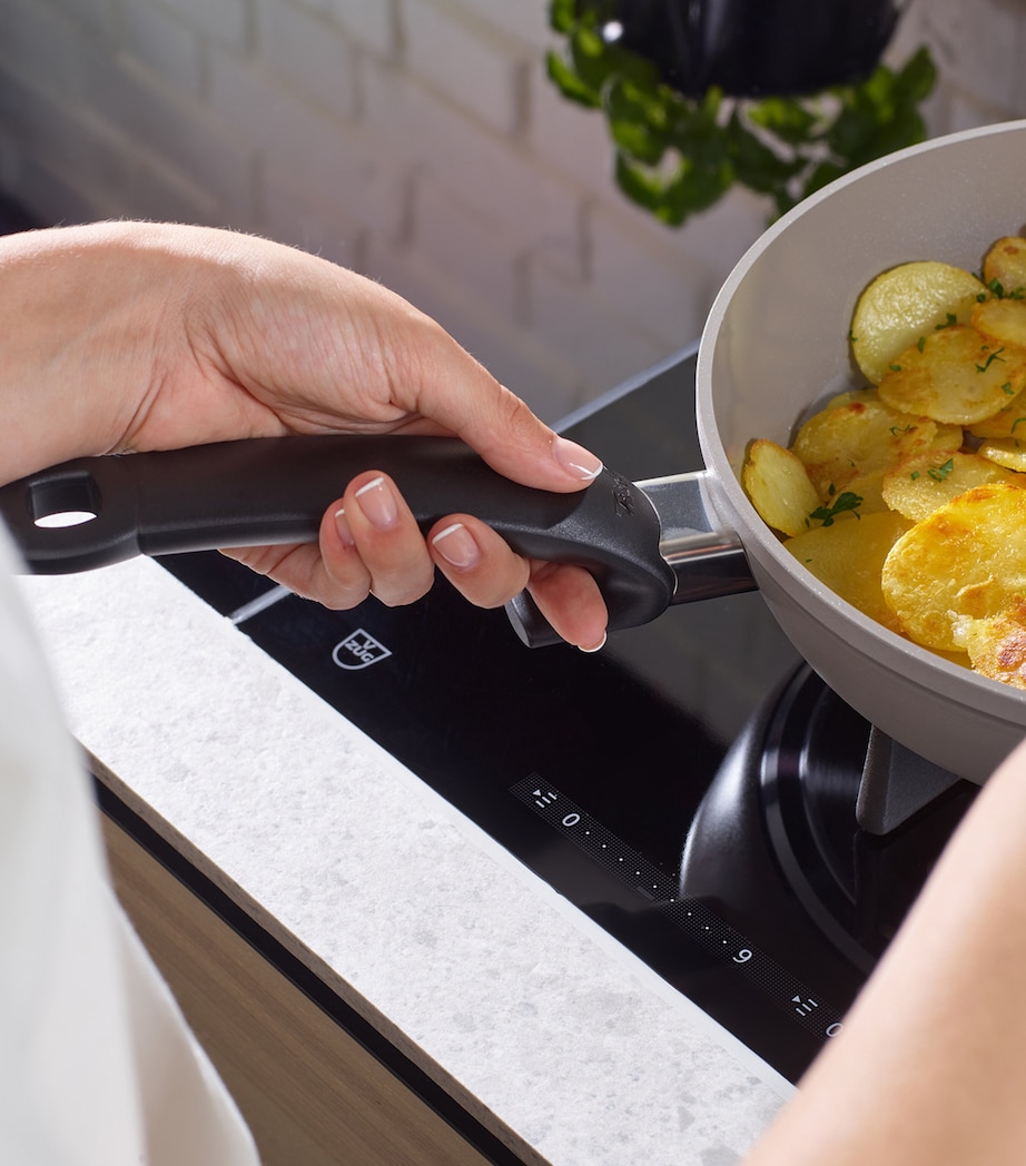 Ceratal Comfort Frying Pan (28cm) GREY Image 7