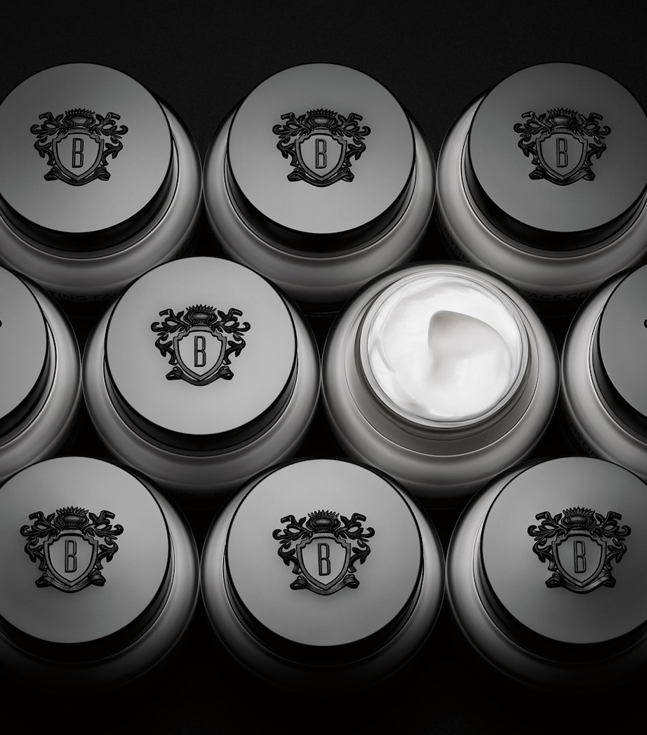 Hydrating Face Cream (50ml) NO COLOUR Image 3