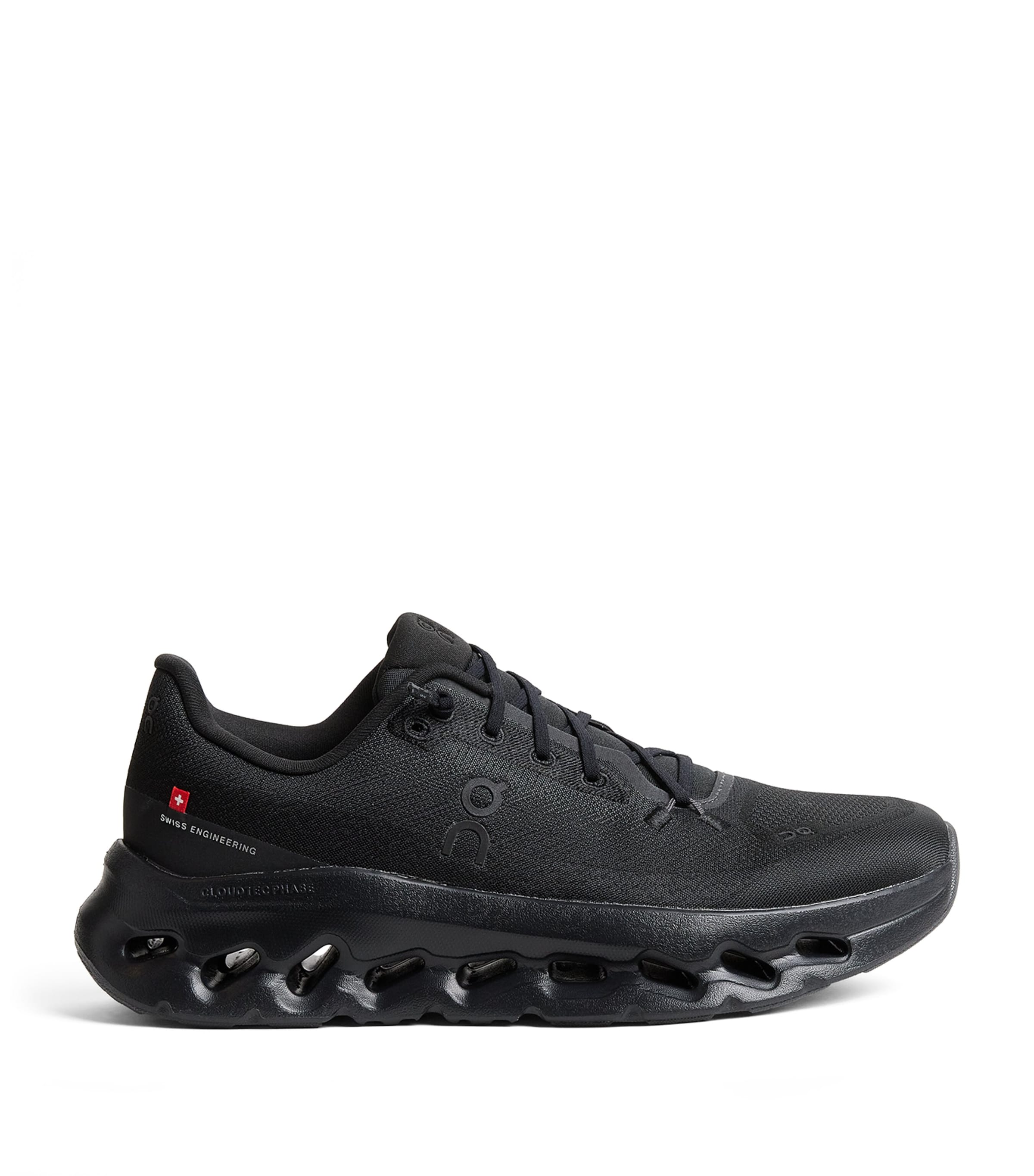 Cloudtilt Trainers ECLIPSE | BLACK Image 1