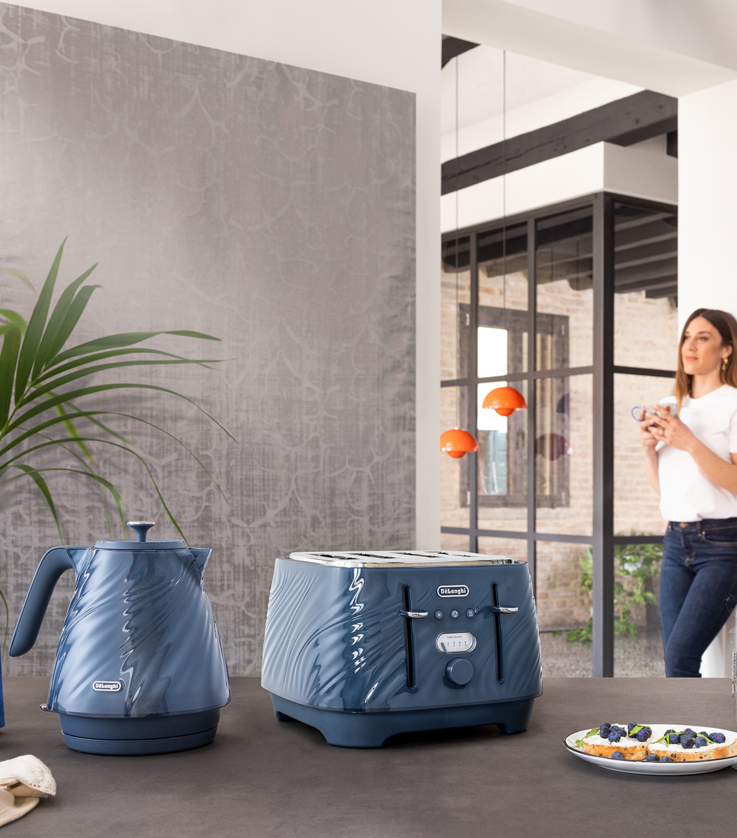 De'Longhi Ballerina Seta Toaster Silky Blue Image 7