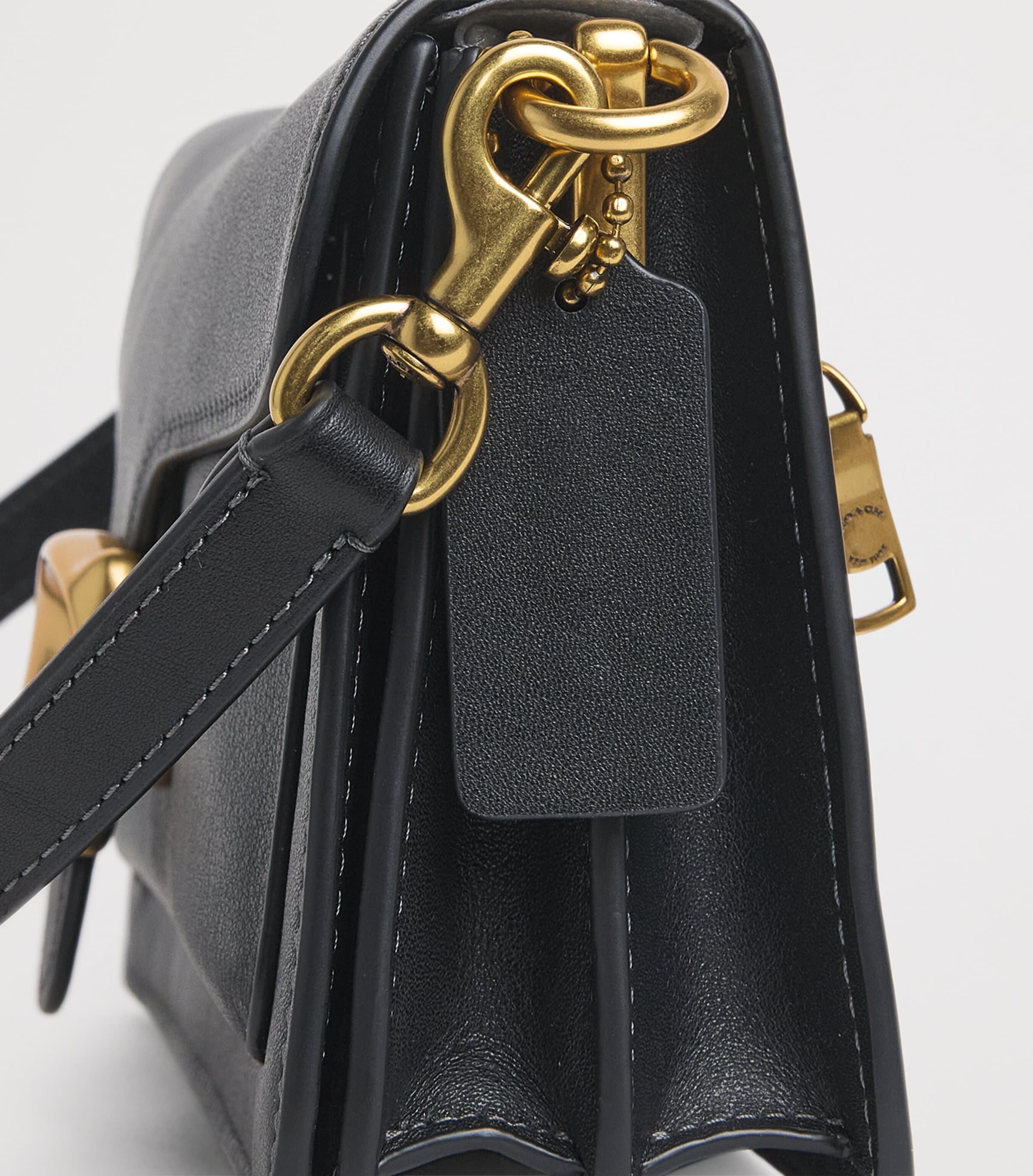 Coach Leather Tabby 26 Shoulder Bag Image 5