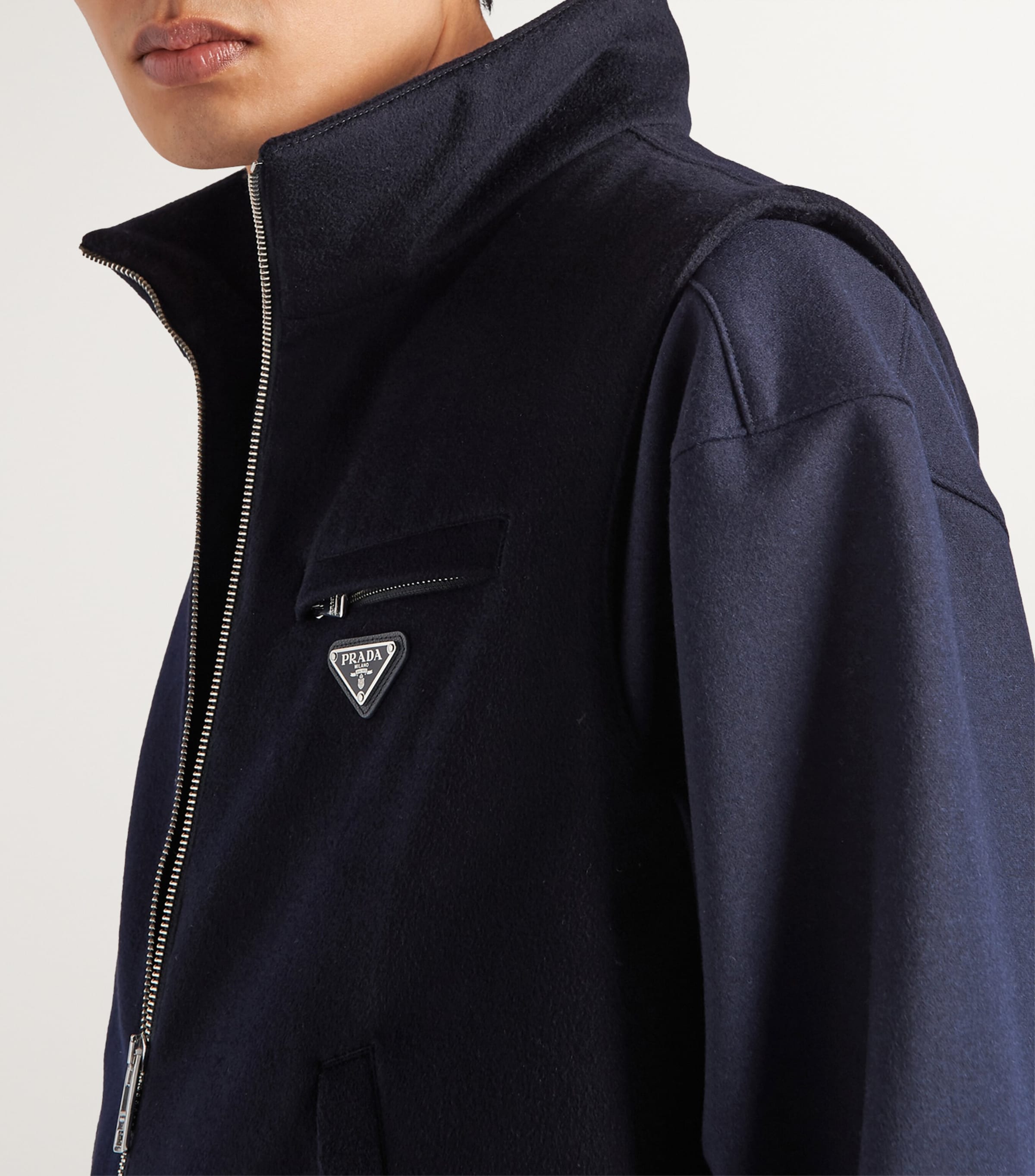 Cashmere Triangle Gilet F0008 Image 5