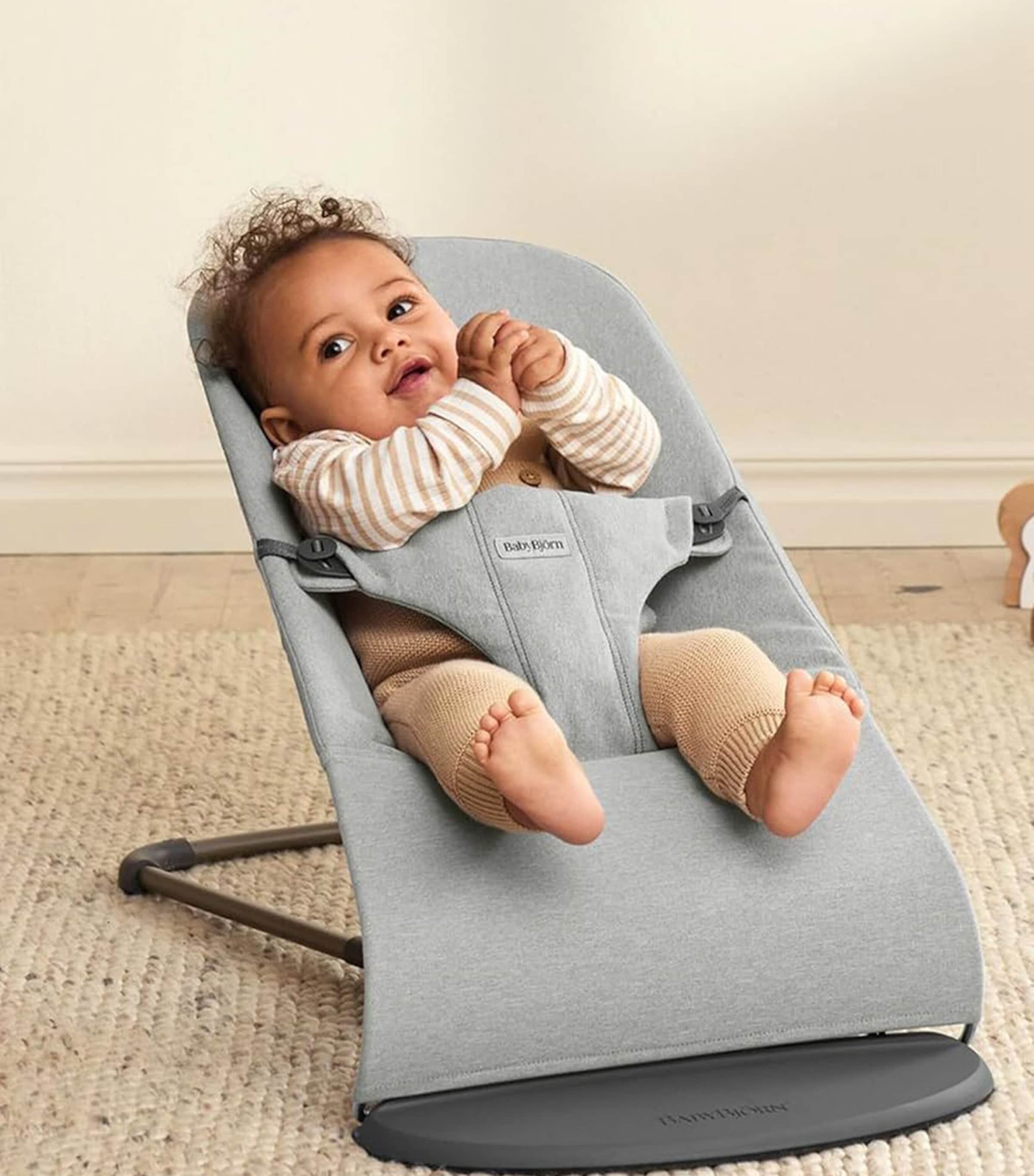 BabyBjörn 3D Jersey Bliss Baby Bouncer and Rocker Sand Grey Image 2
