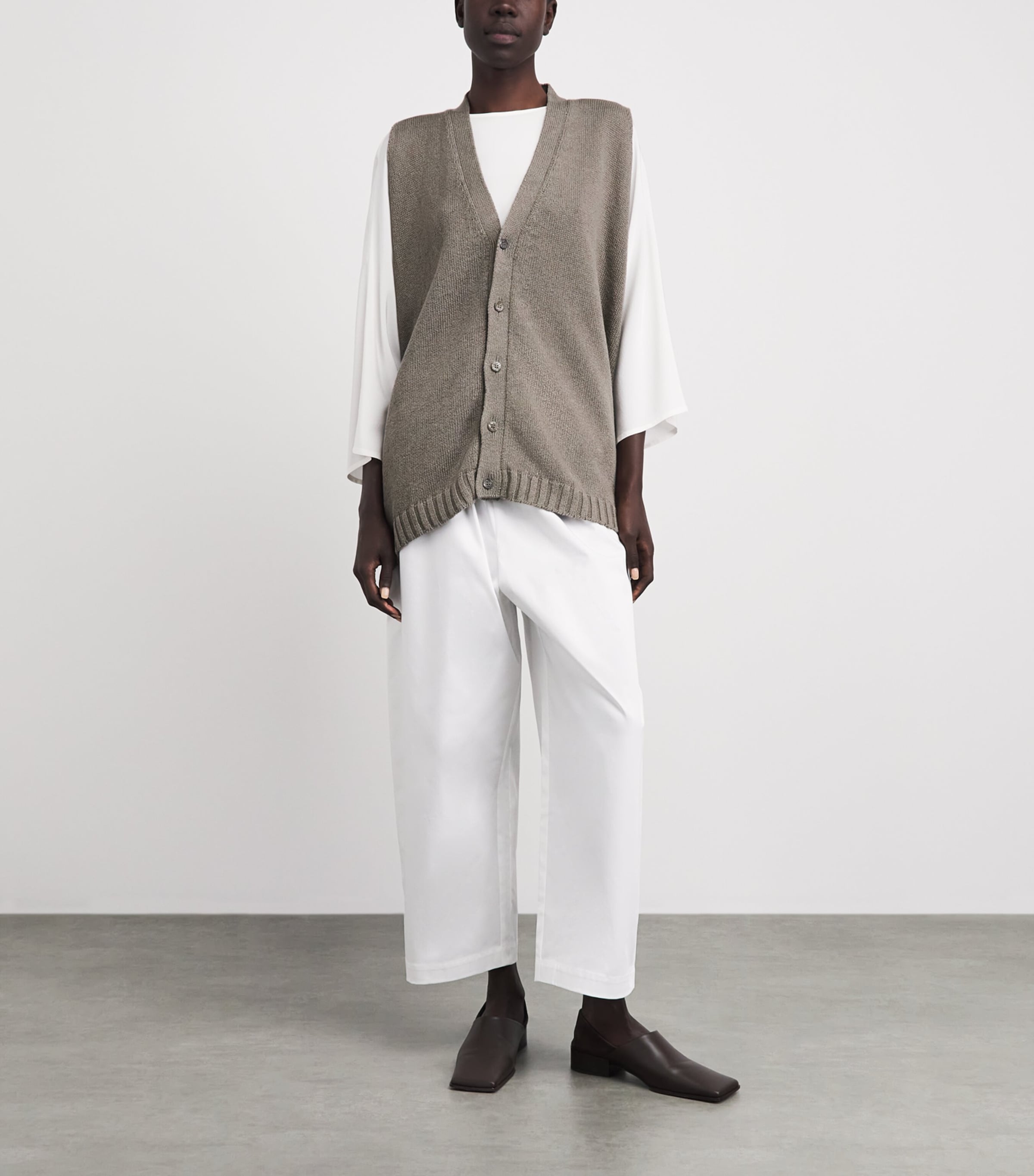 Eskandar Womens Linen-Organic Cotton Sleeveless Cardigan Mink Image 2