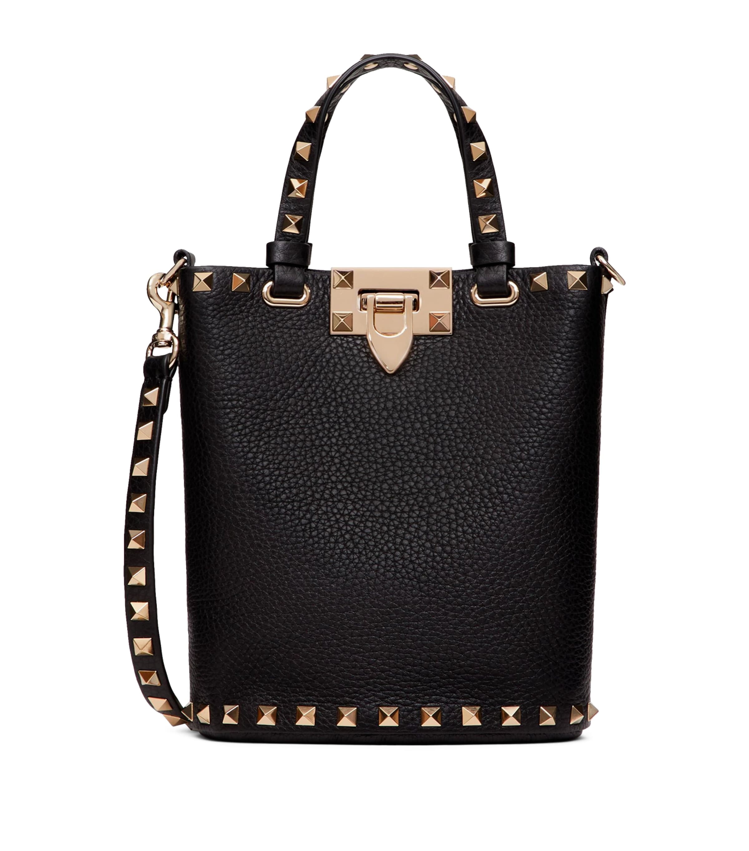 Valentino Garavani Rockstud Crossbody Pouch In Grainy Calfskin Woman Black Uni In Black