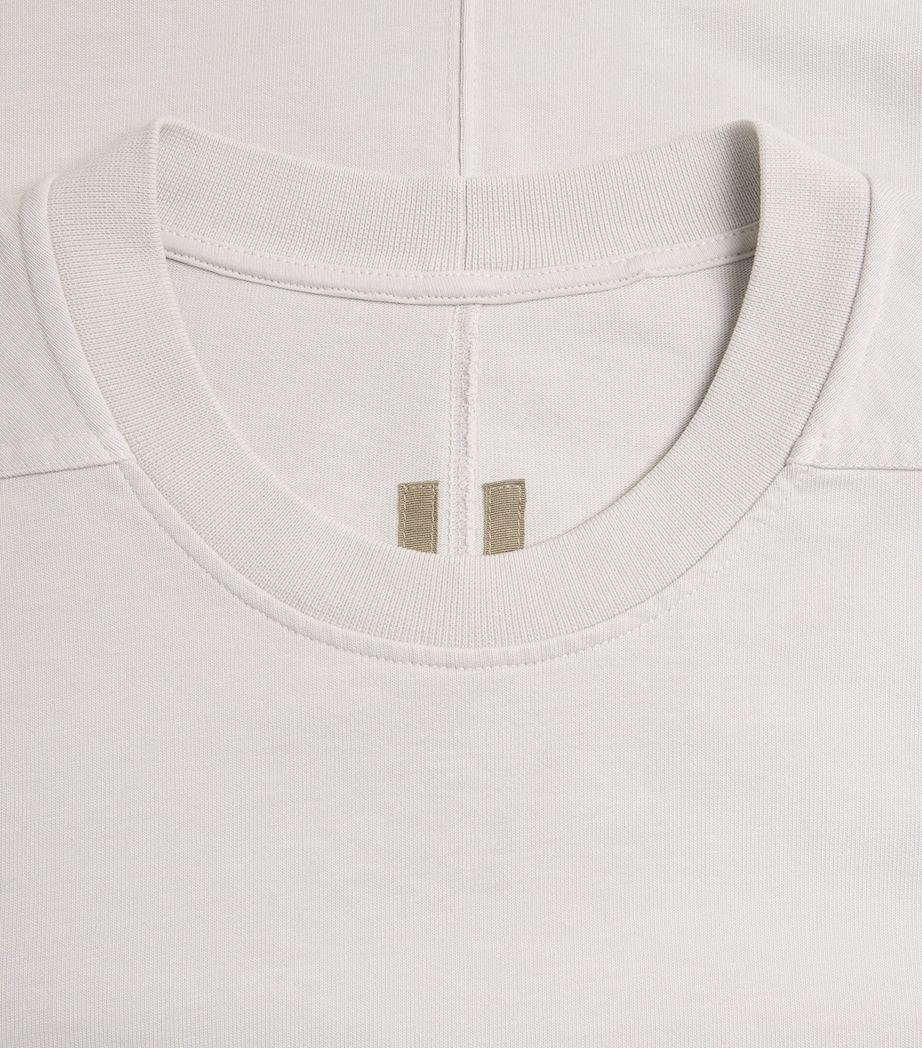 Rick Owens Mens Organic Cotton Crew-Neck Sweatshirt Milk Wash Image 6