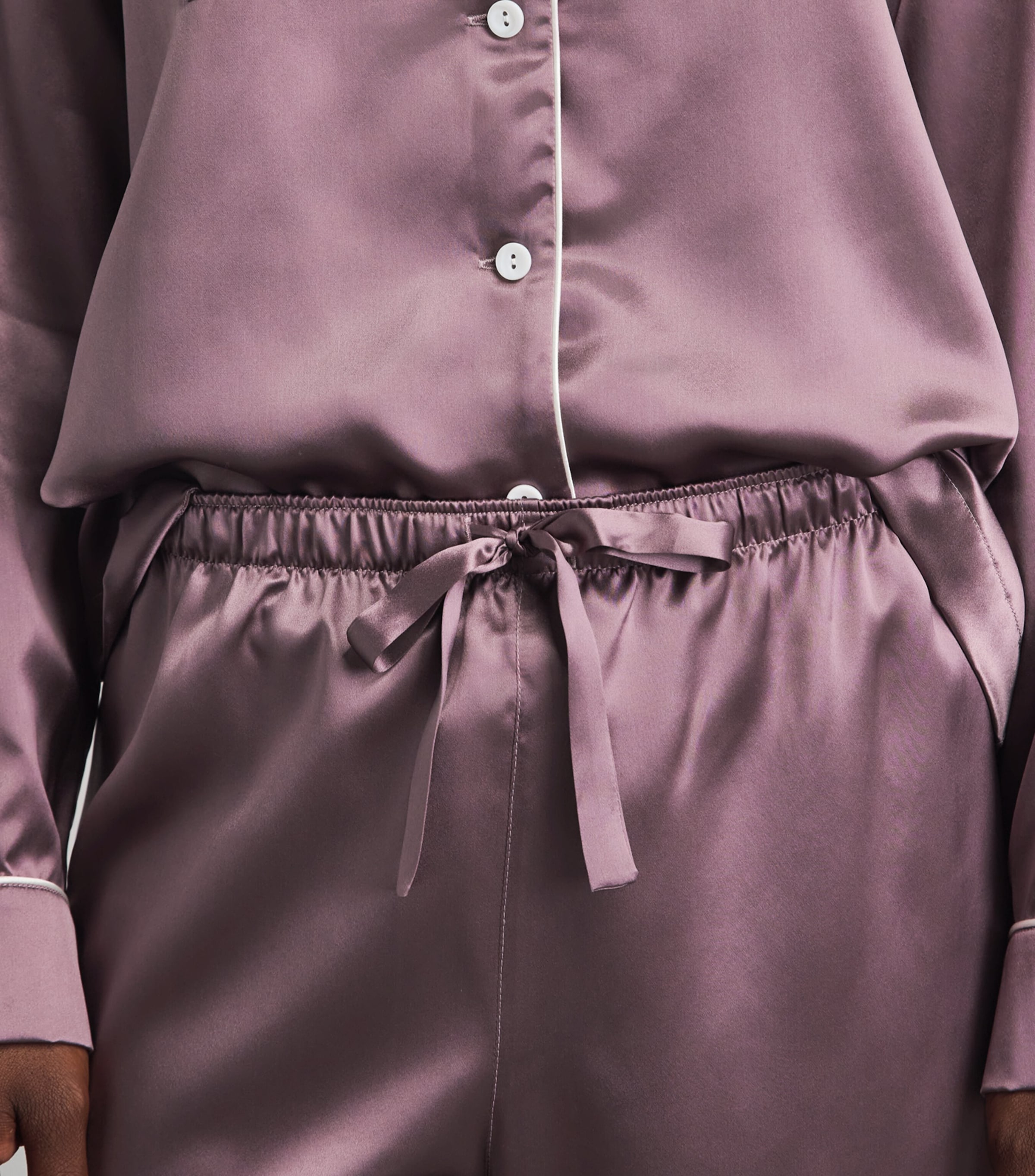 Derek Rose Womens Silk Bailey Long Pyjama Set Purple Image 3