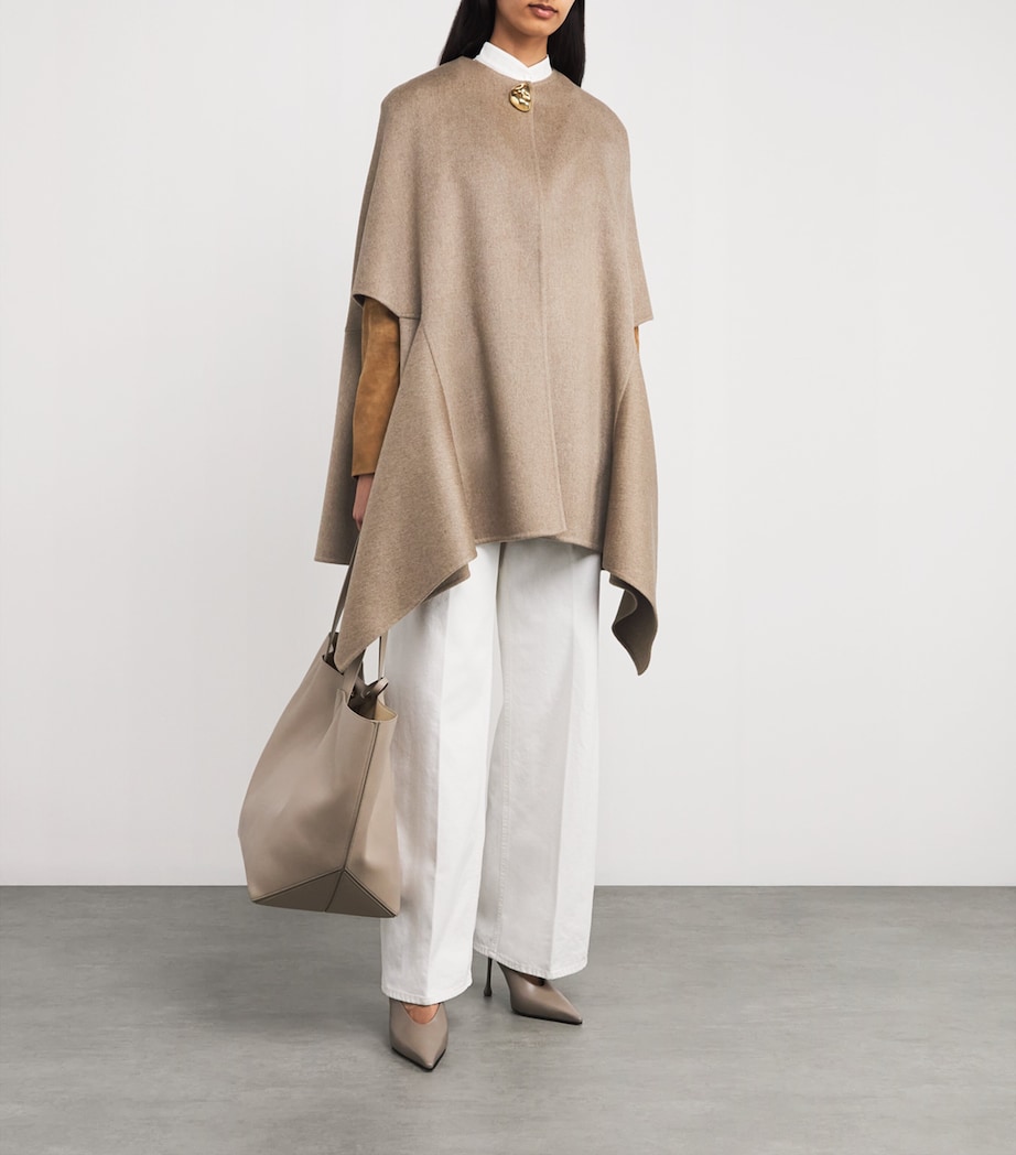 Cashmere Cut-Out Cape VR3 BROWN Image 2
