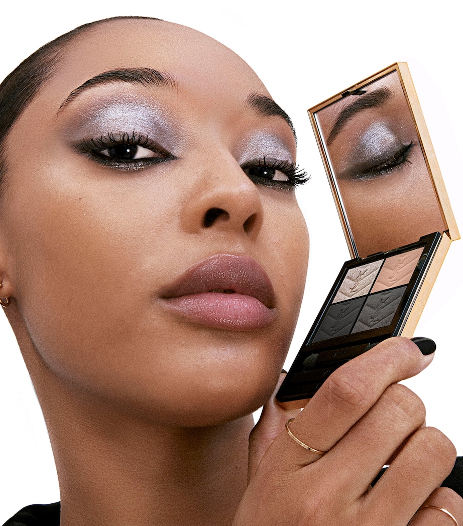 Couture Mini Clutch Eyeshadow Palette 700 Image 3