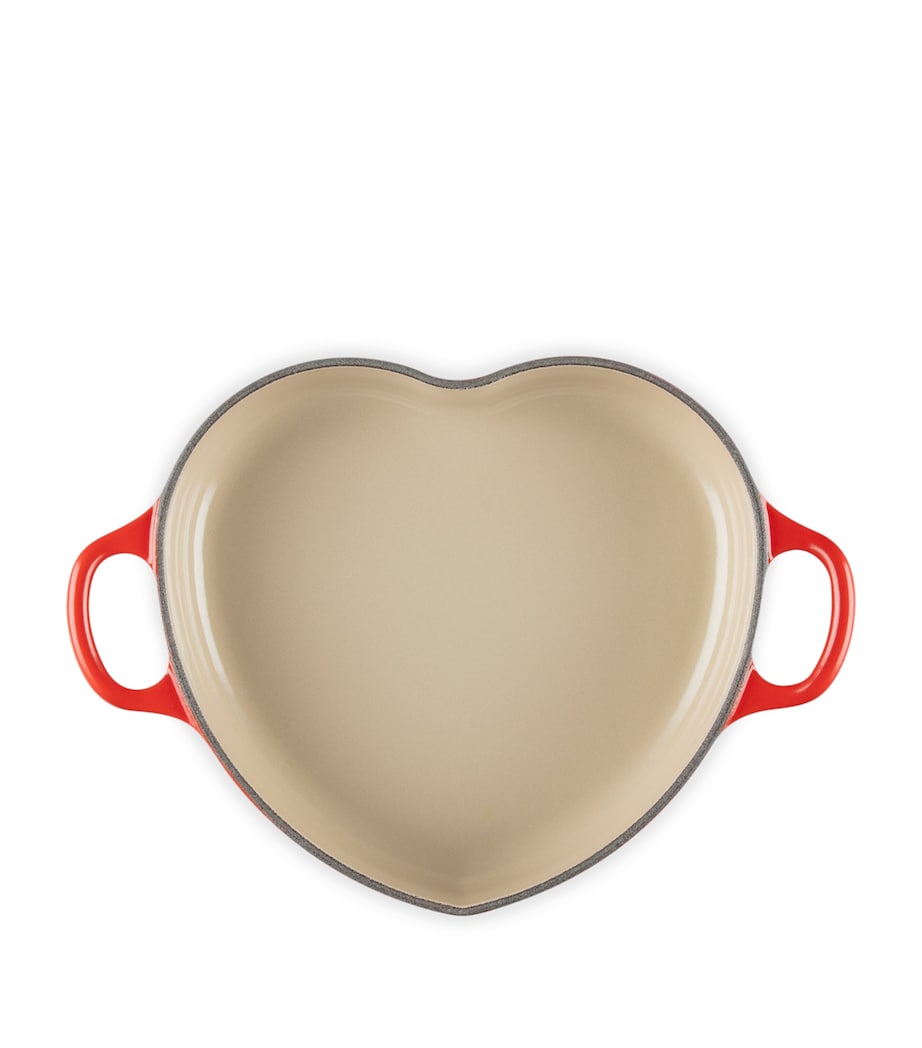 Cast Iron Heart Shallow Casserole Dish (20cm) CERISE Image 4