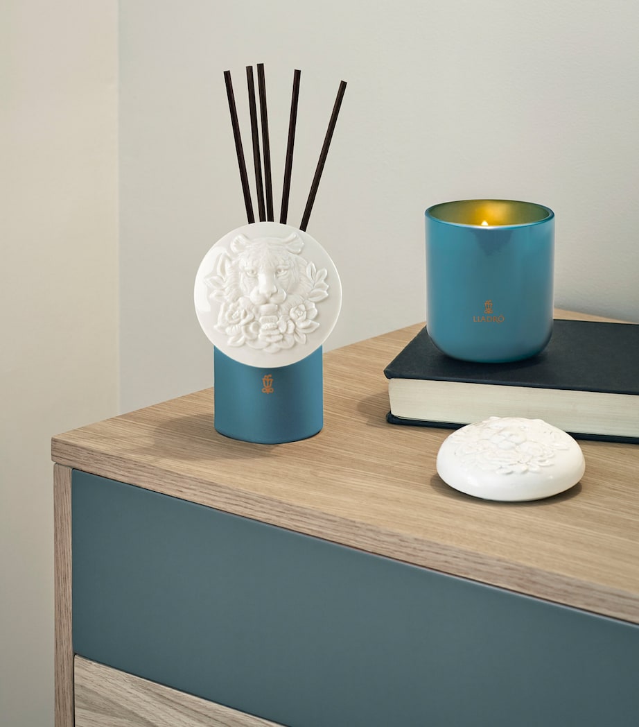 Tiger Diffuser (100ml) WHITE & BLUE Image 2