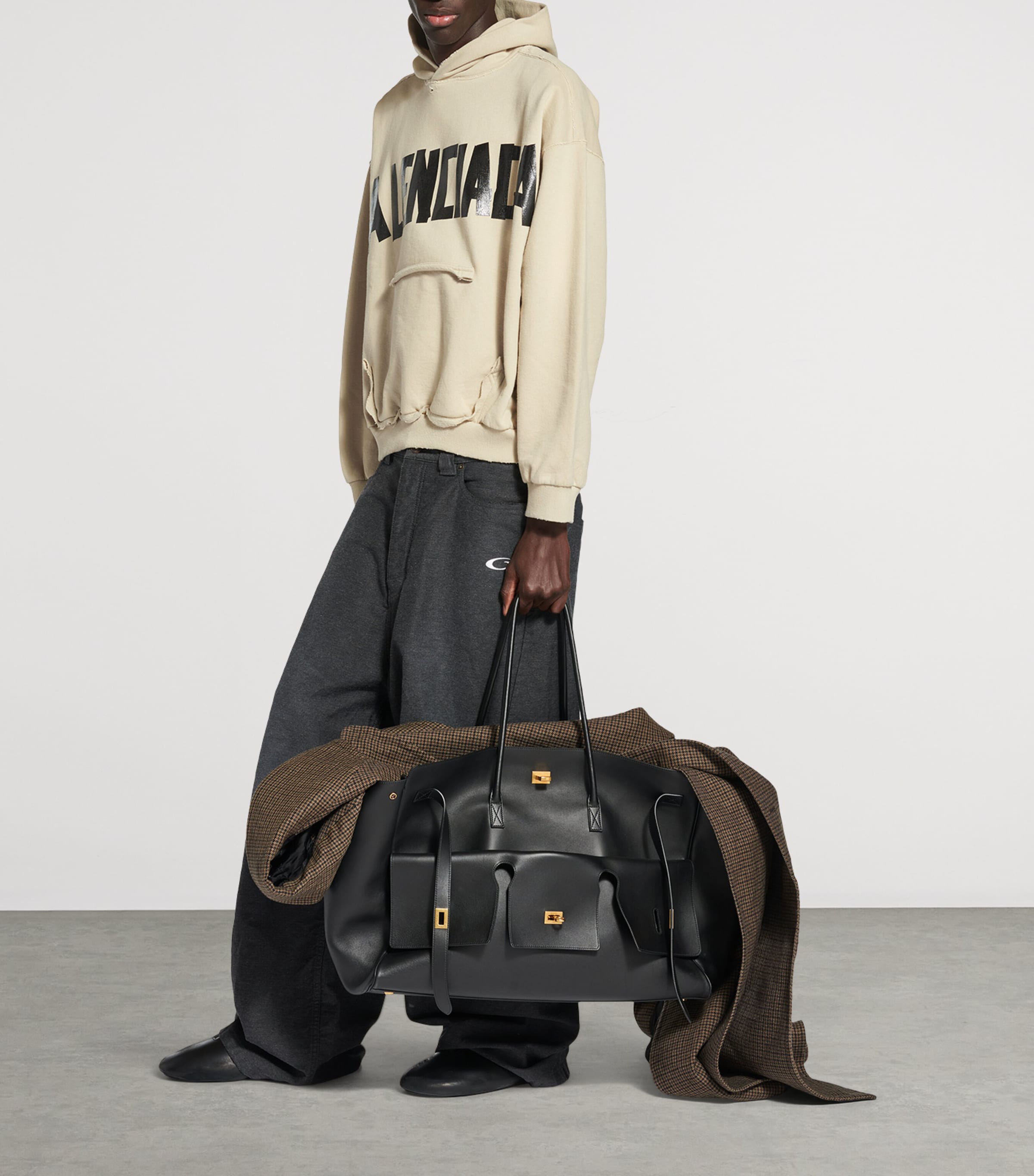 Cotton Distressed Tape Logo Hoodie 9501 Image 4