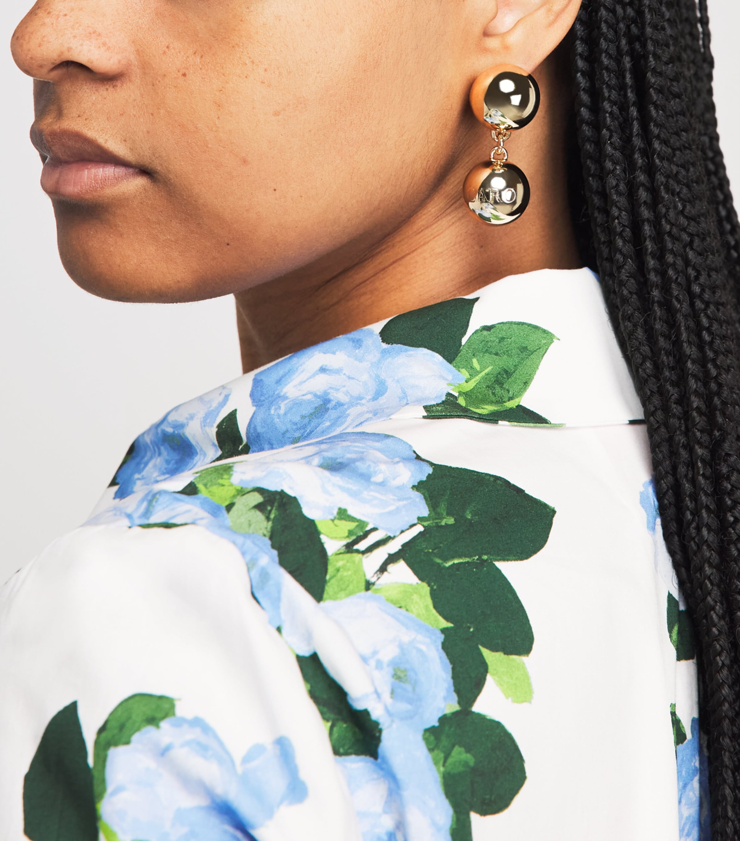 Carolina Herrera Logo Sphere Drop Earrings Gold Image 2
